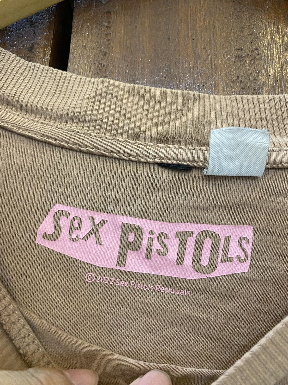 Vintage Sexpistols Shirt Rare Size US XL / EU 56 / 4 - 5 Thumbnail