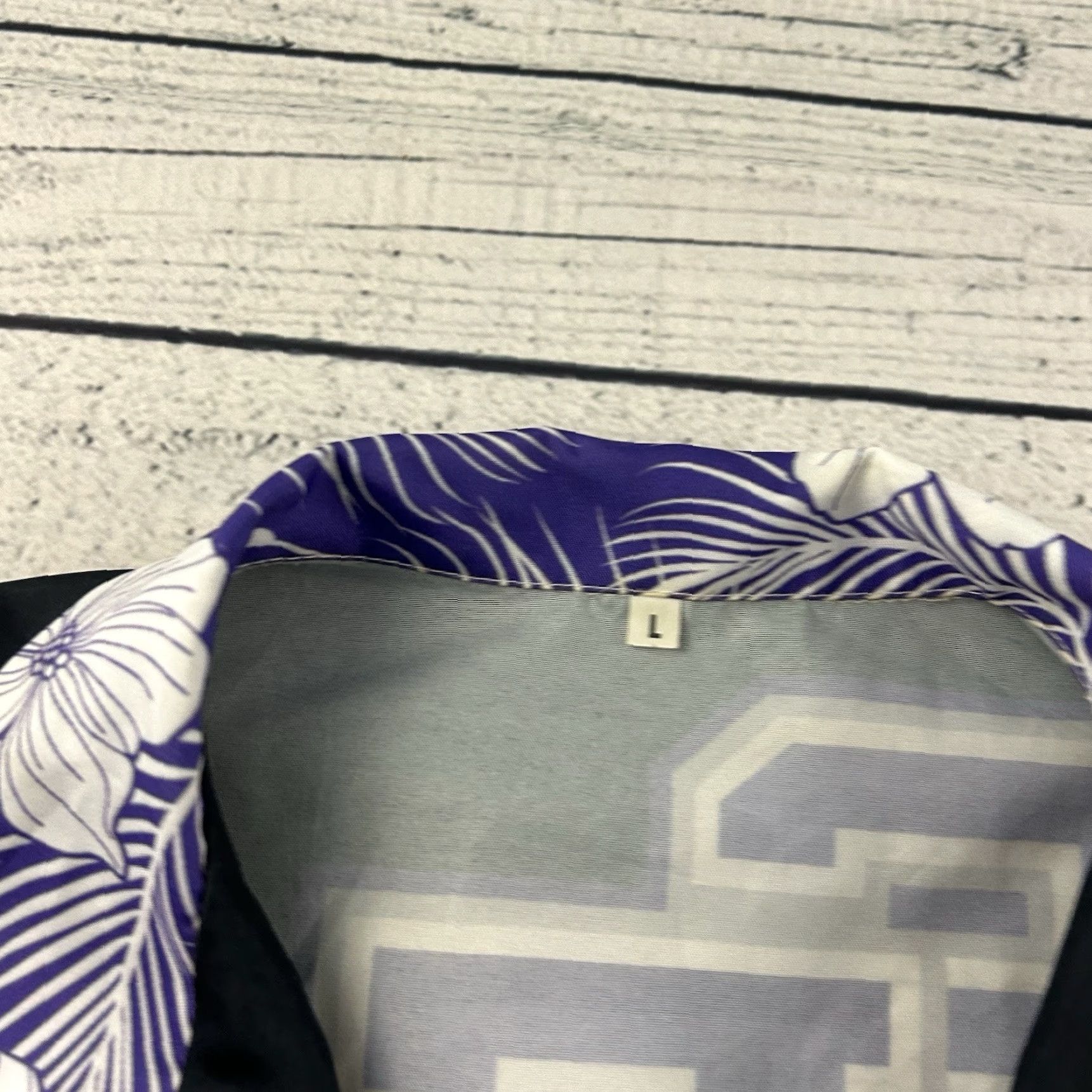 Vintage Stephen F Austin Shirt Short Sleeve Button-Up Men L Purple Hawaiian Size US L / EU 52-54 / 3 - 3 Thumbnail