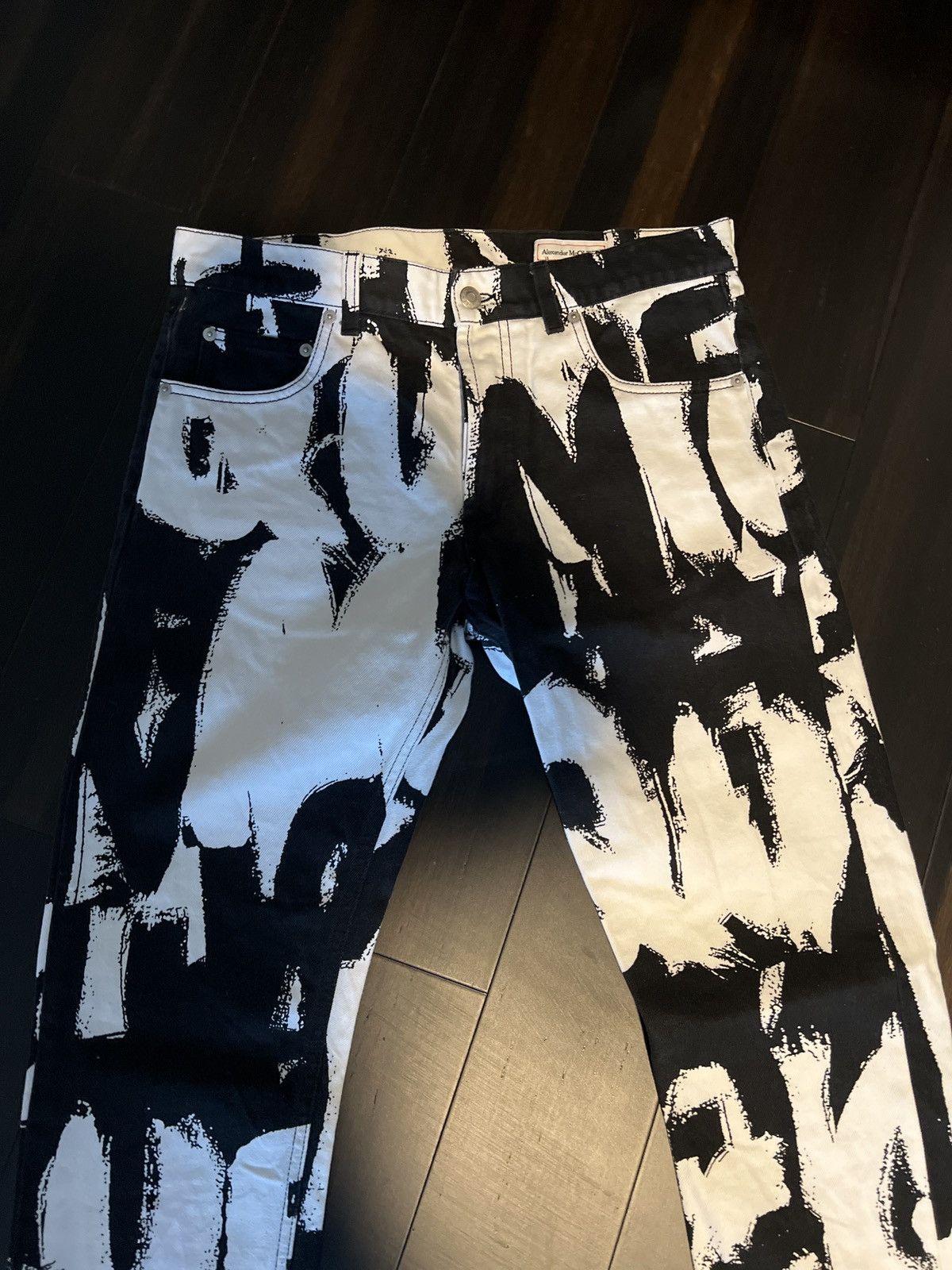 Alexander McQueen Alexander Mcqueen Men Graffiti Print Jeans Size US 30 / EU 46 - 5 Thumbnail