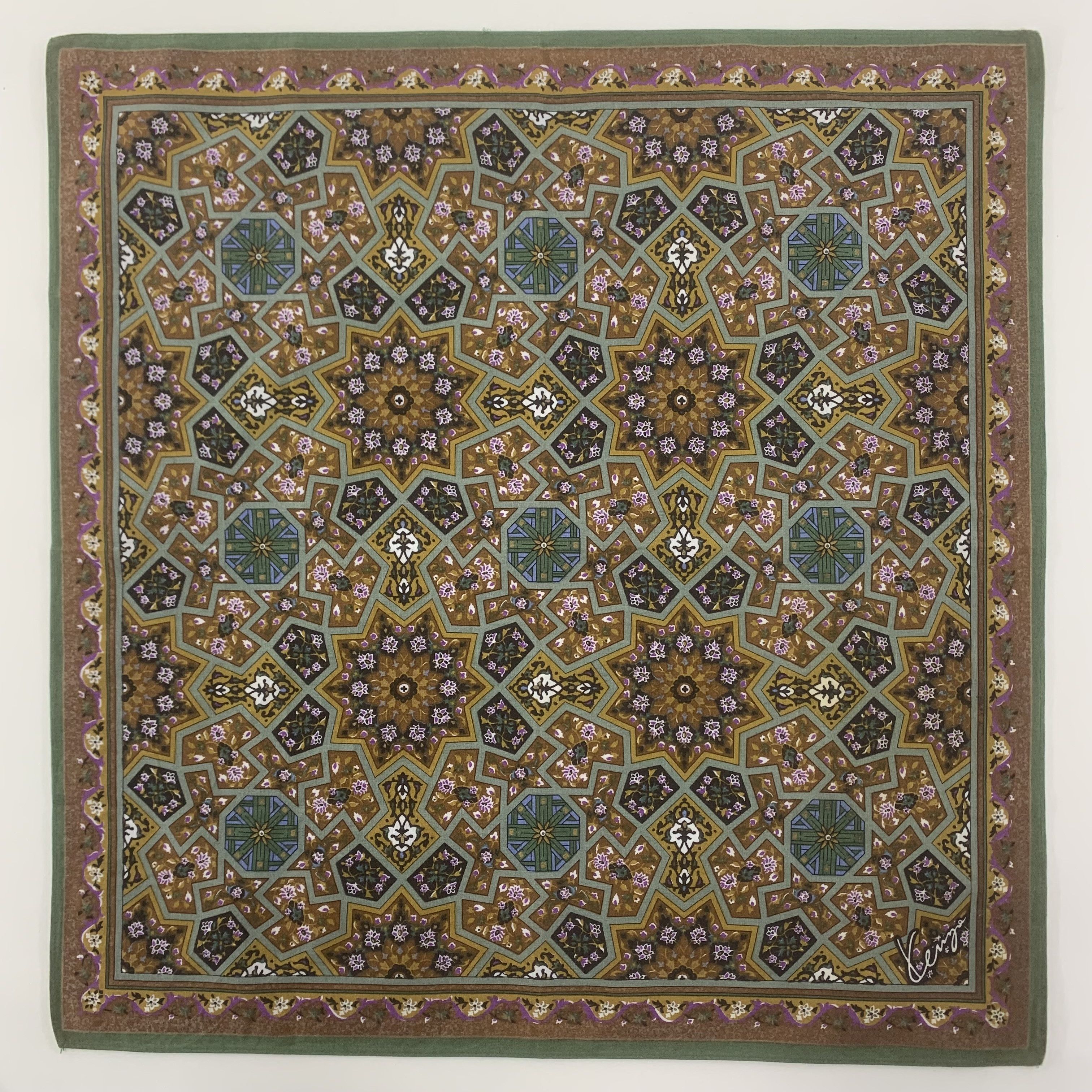 Kenzo Kenzo Handkerchief Bandana Neckerchief TB3352 Size ONE SIZE - 2 Thumbnail