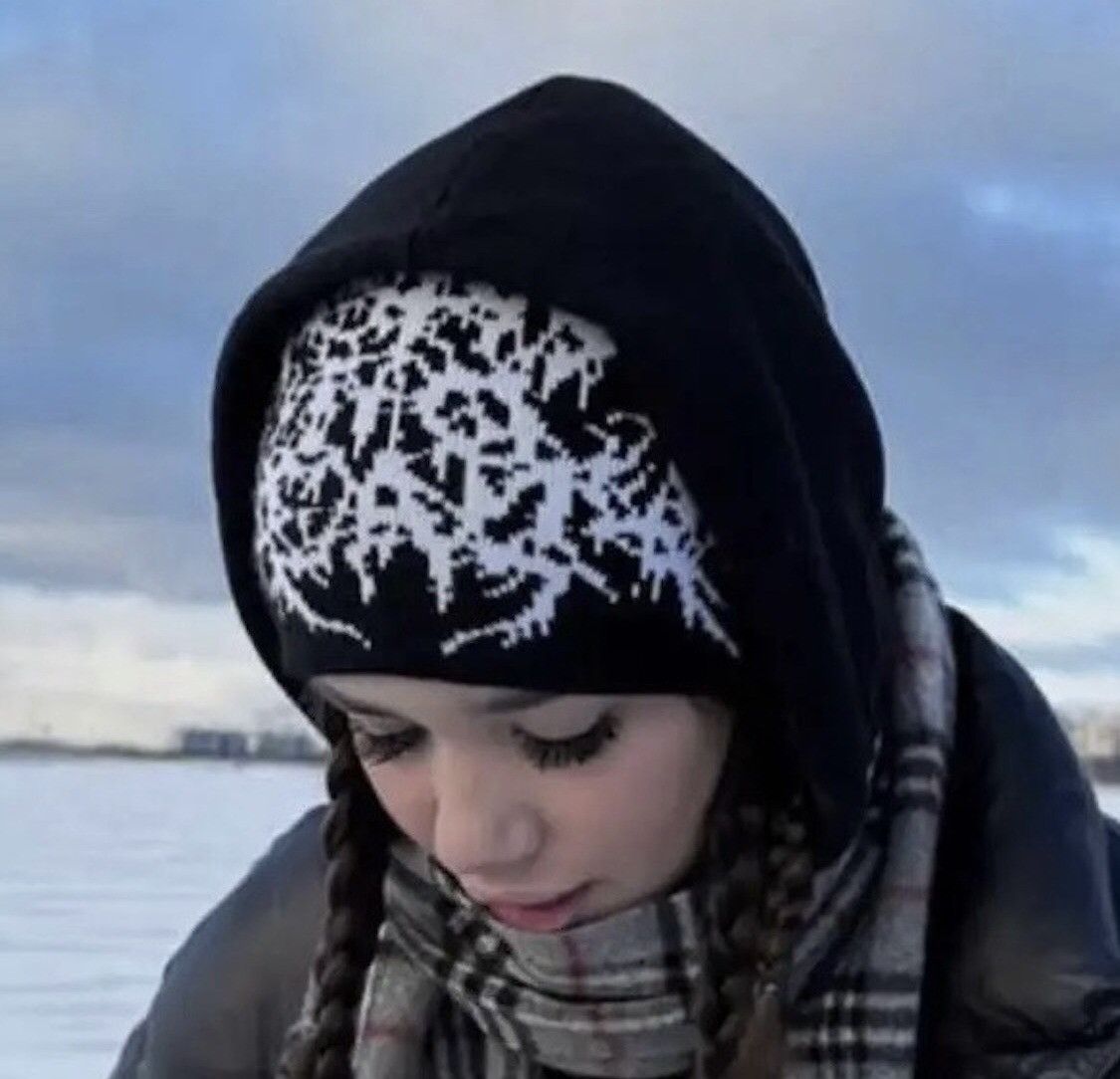 Japanese Brand Black and White y2k Beanie Size ONE SIZE - 2 Thumbnail