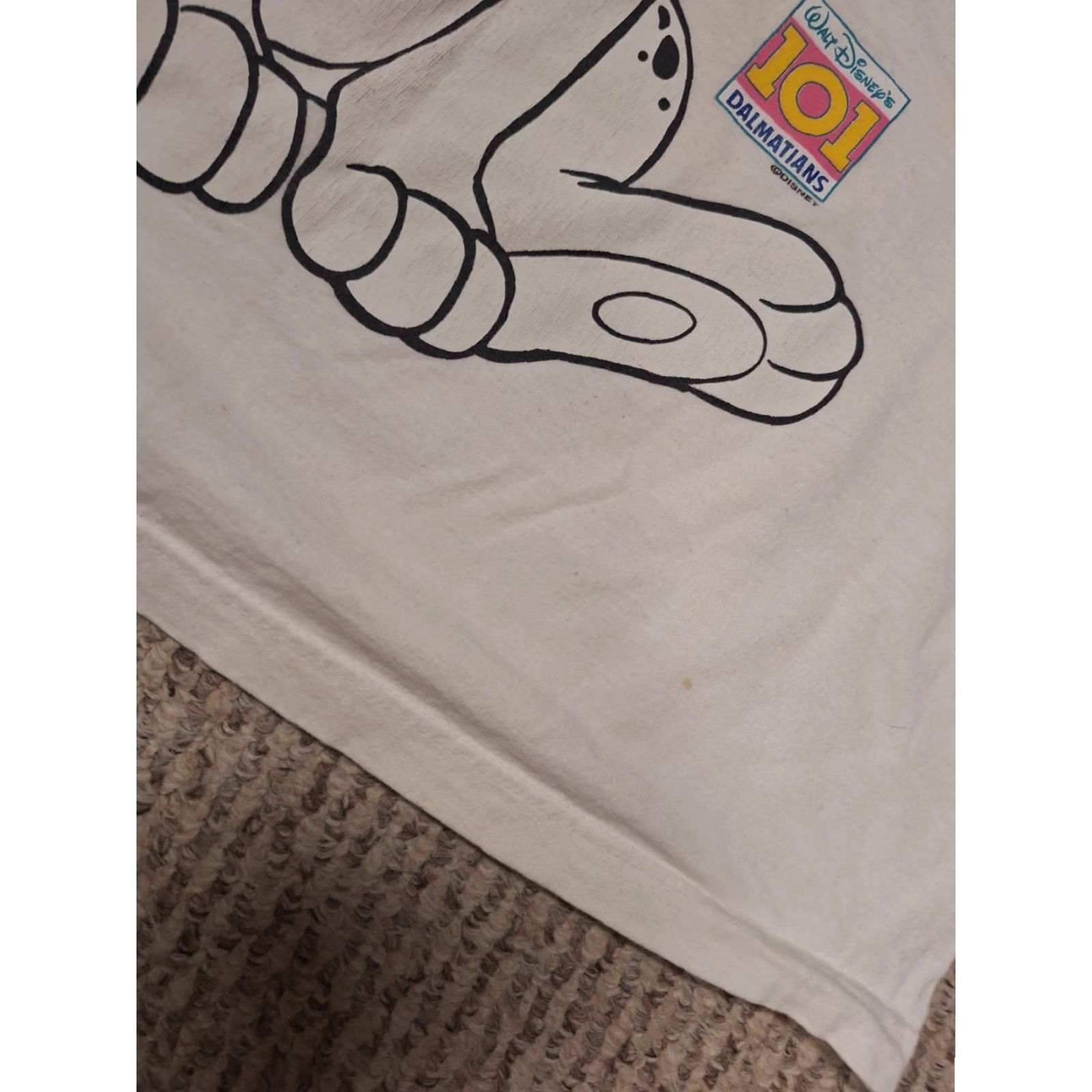 Disney VINTAGE 90s Disney 101 Dalmatians Cartoon TV Movie Graphic Print T-Shirt Short Sleeve Crew Neck L White Unisex Adults Mens Womens Size US L / EU 52-54 / 3 - 5 Thumbnail