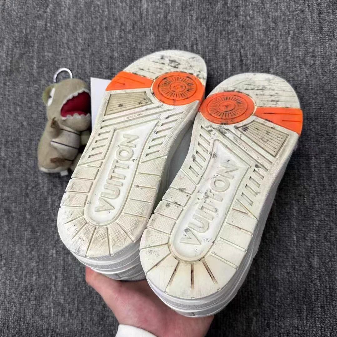 Louis Vuitton lv men's white orange trainer 41.5 95 New Size US 8.5 / EU 41-42 - 6 Thumbnail