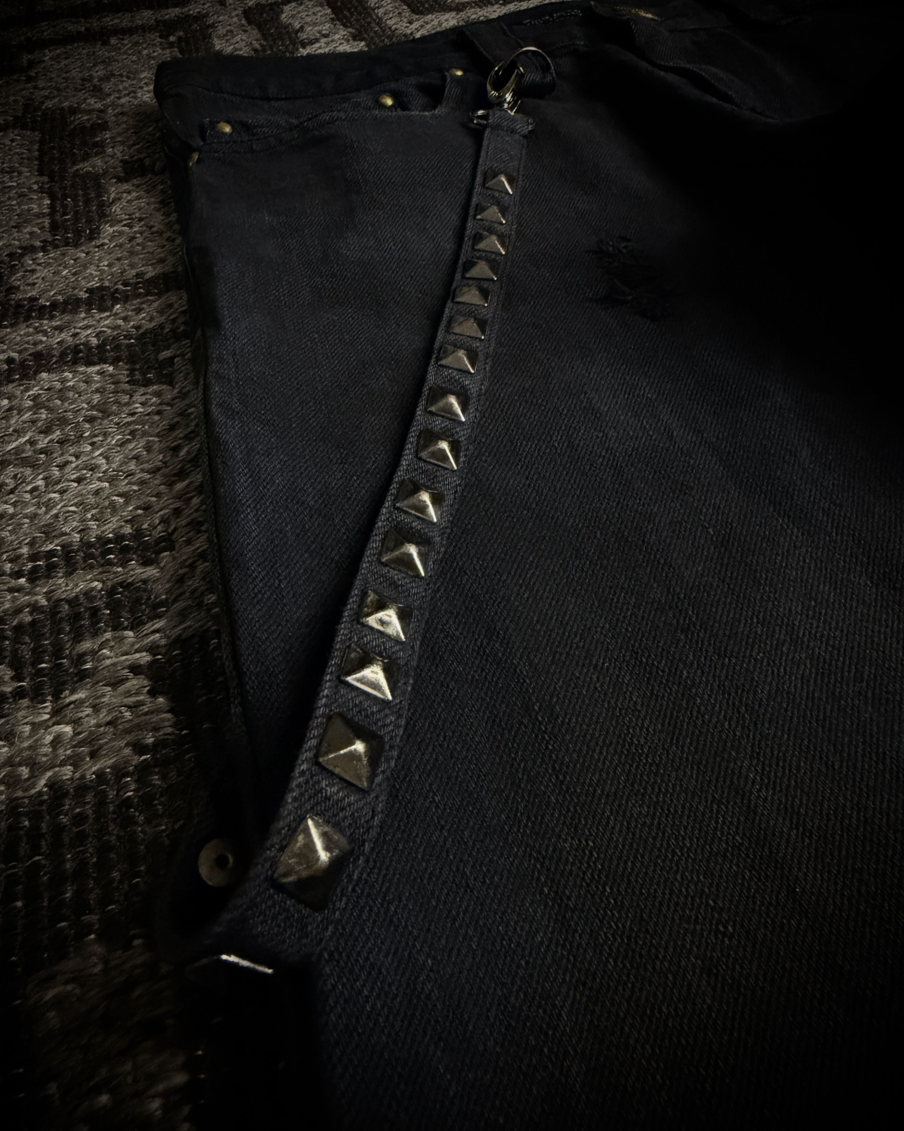 In The Attic In The Attic Rock Studded Strap Distressed Flare Denim Size US 31 - 6 Thumbnail
