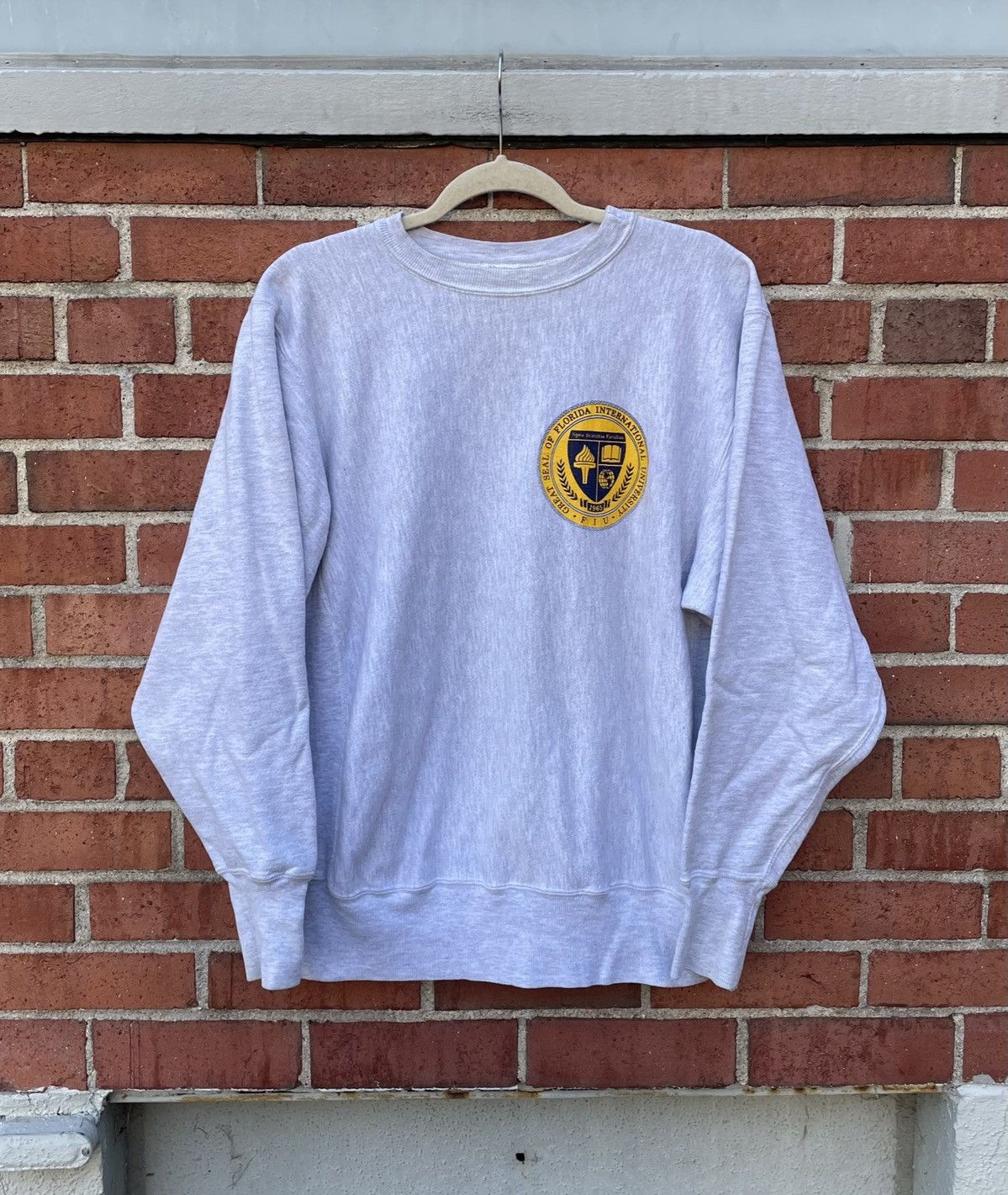 Champion 90s Champion Reverse Weave Florida International University Size US XL / EU 56 / 4 - 1 Thumbnail
