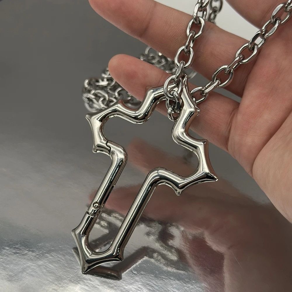 Vintage Stainless Steel Chain Large Cross Necklace Size ONE SIZE - 2 Thumbnail