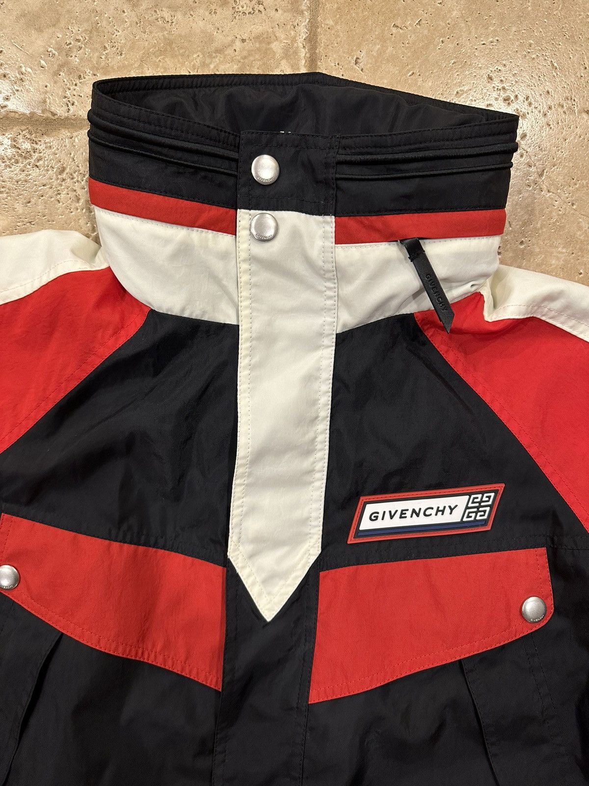 Givenchy Givenchy Vintage Sports Sailing Zip Up Black / Red Jacket Size US L / EU 52-54 / 3 - 7 Thumbnail
