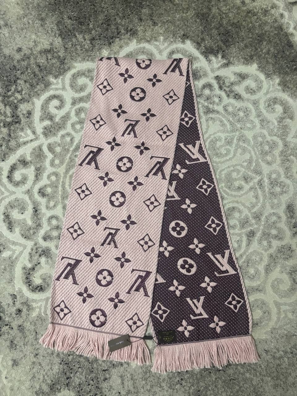 Louis Vuitton Louis Vuitton Monogram Reversible Scarf (Pink & Dark Purple) Size ONE SIZE - 11 Thumbnail