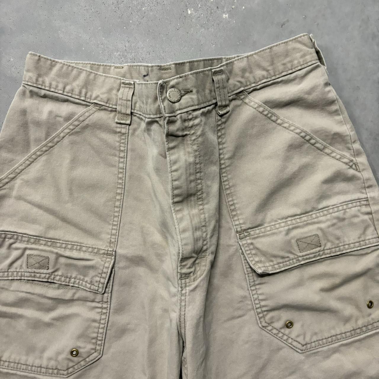 Japanese Brand × Vintage Crazy Vintage Y2K/2000s Baggy Cream Skater Style Cargo Shorts! Size US 34 / EU 50 - 2 Thumbnail