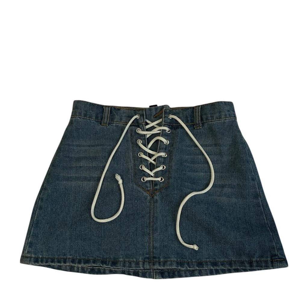 Forever 21 Forever 21 Lace-Up Denim Skirt - Chic and Trendy Size 28" / US 6 / IT 42 - 1 Thumbnail