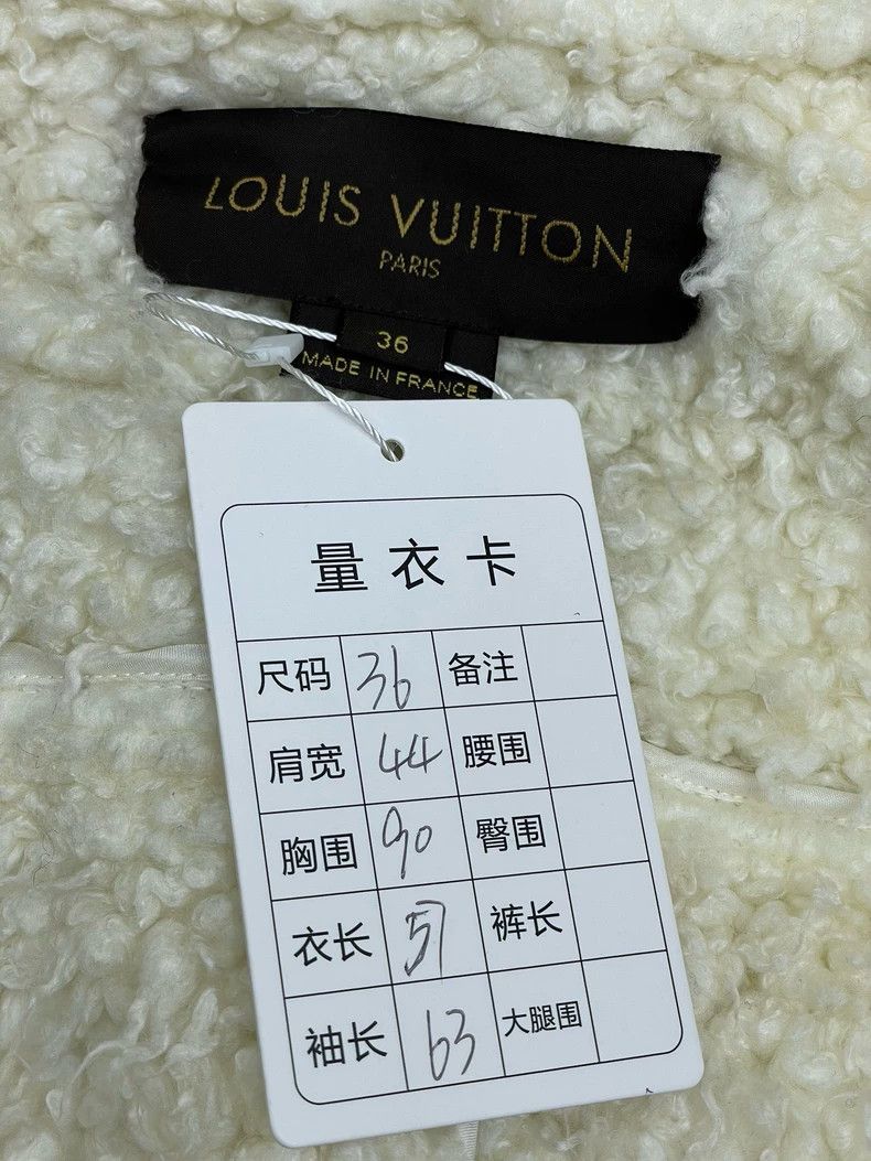 Louis Vuitton Louis Vuitton Slim denim jacket with furry lapels jacket 25 Size XS / US 0-2 / IT 36-38 - 6 Thumbnail