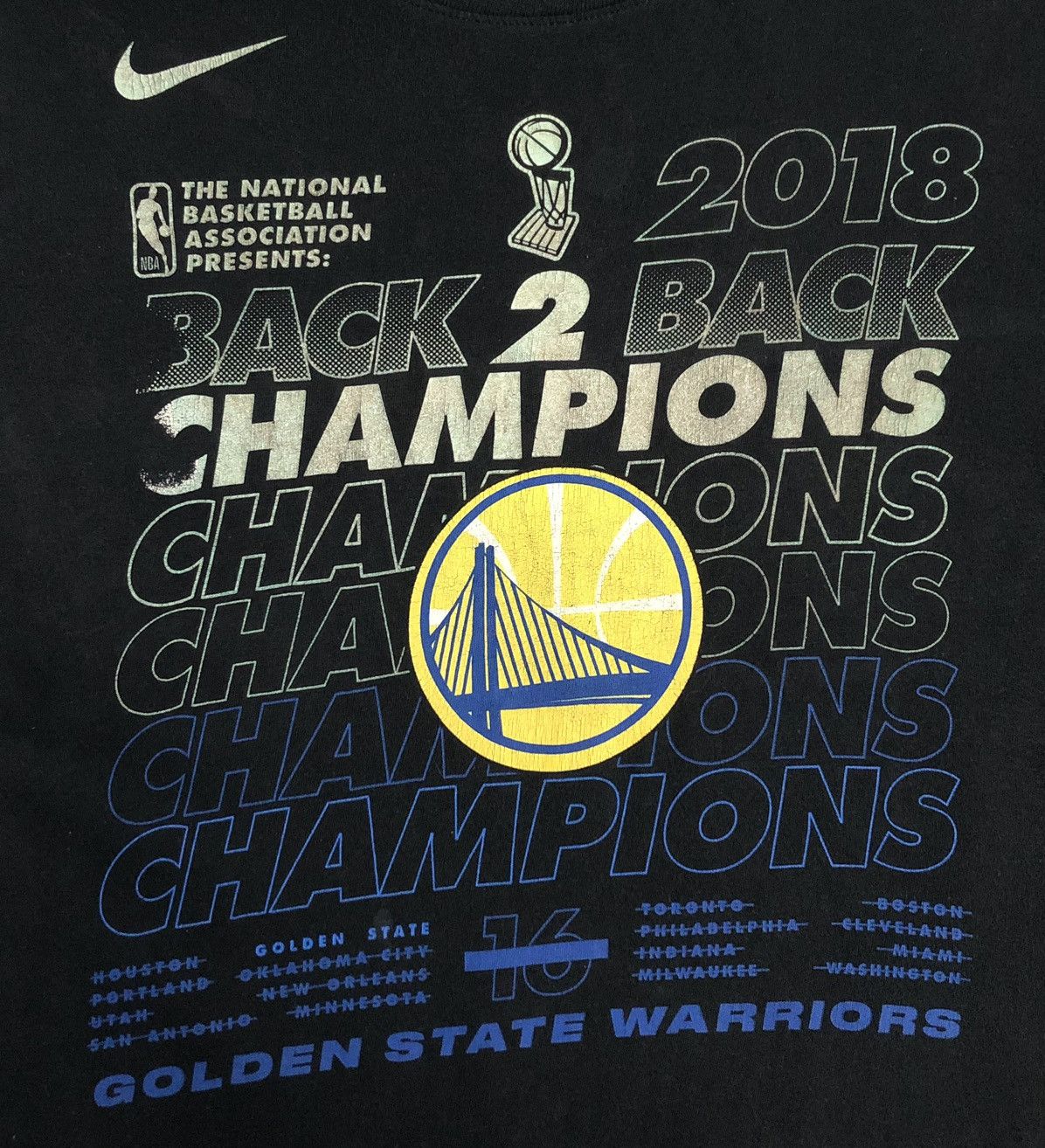 Nike Nike 2018 Back 2 Back Champion Golden State Warriors T-Shirt Size US S / EU 44-46 / 1 - 3 Thumbnail