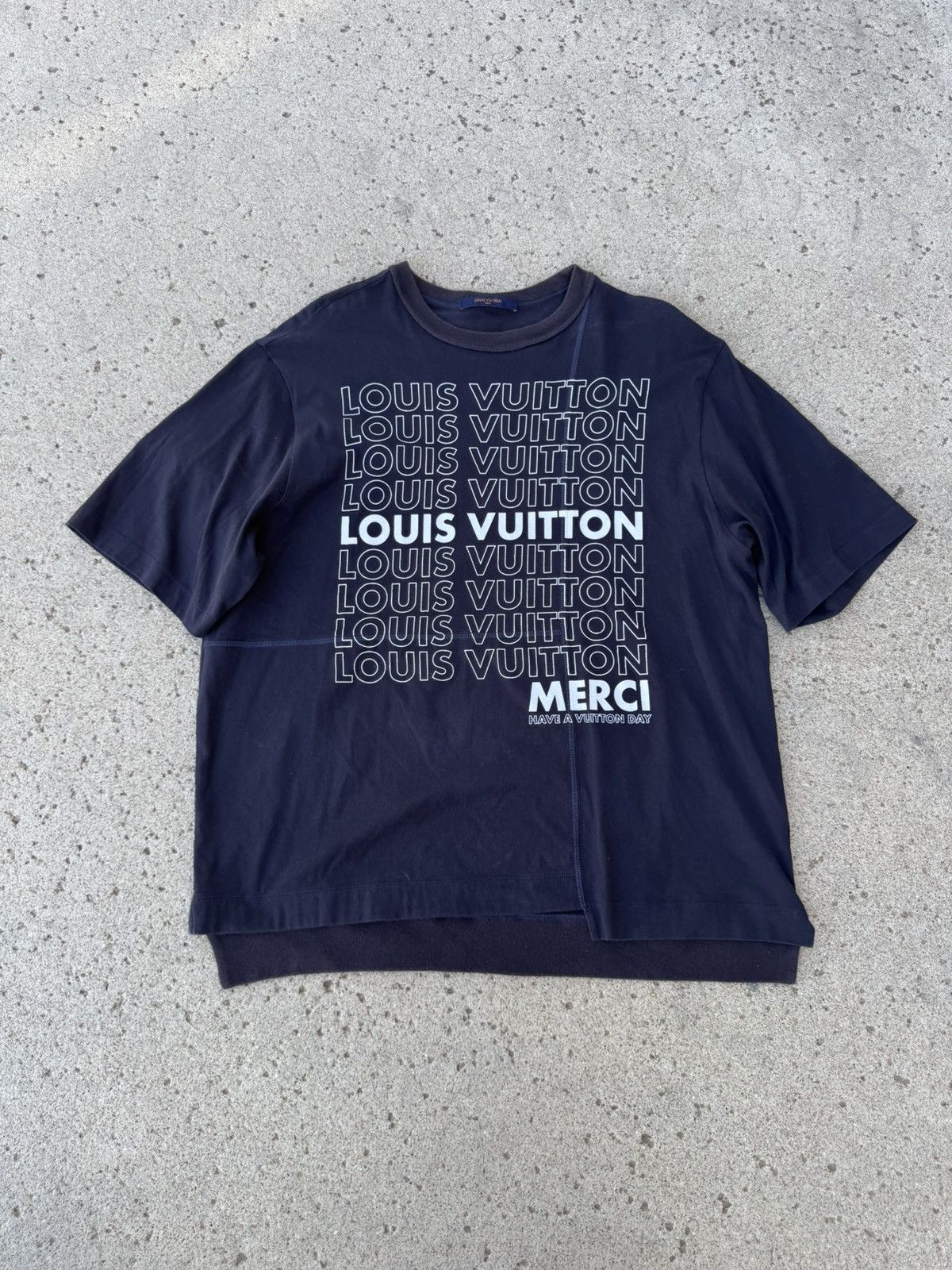 Louis Vuitton Louis Vuitton Merci Reconstructed Tee Size US L / EU 52-54 / 3 - 1 Thumbnail