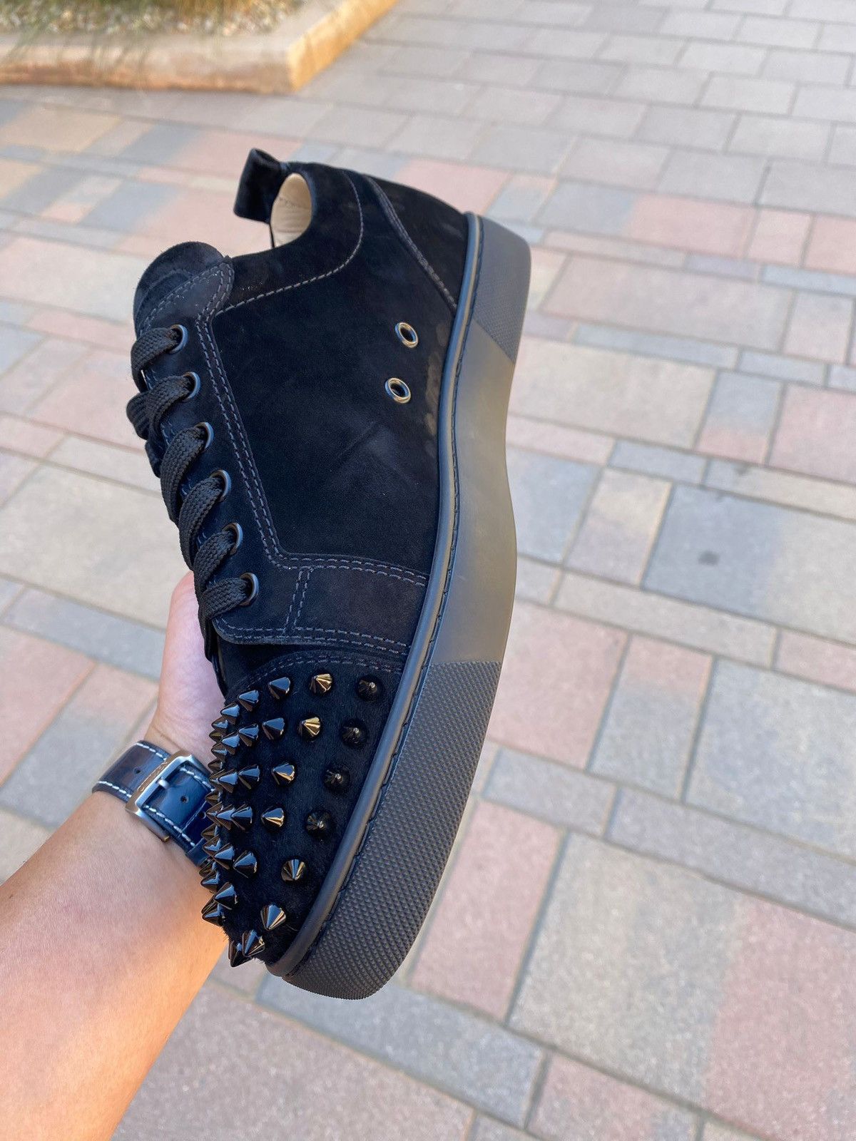 Christian Louboutin oc11z0625 Louis Junior Spikes Flat in Black Size US 11.5 / EU 44-45 - 7 Thumbnail