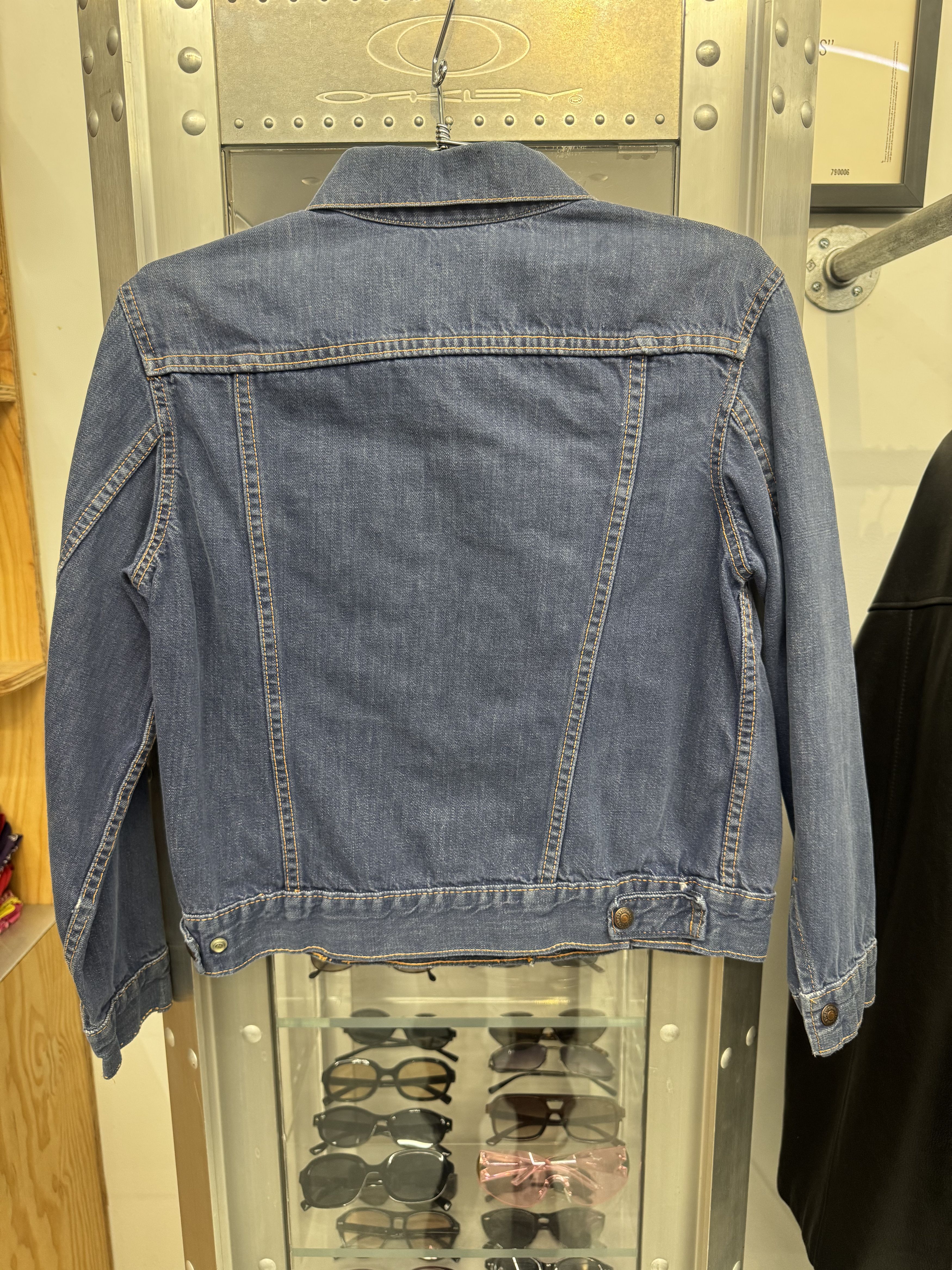 Levi's Vintage Levi's Denim Jacket Size L / US 10 / IT 46 - 3 Thumbnail