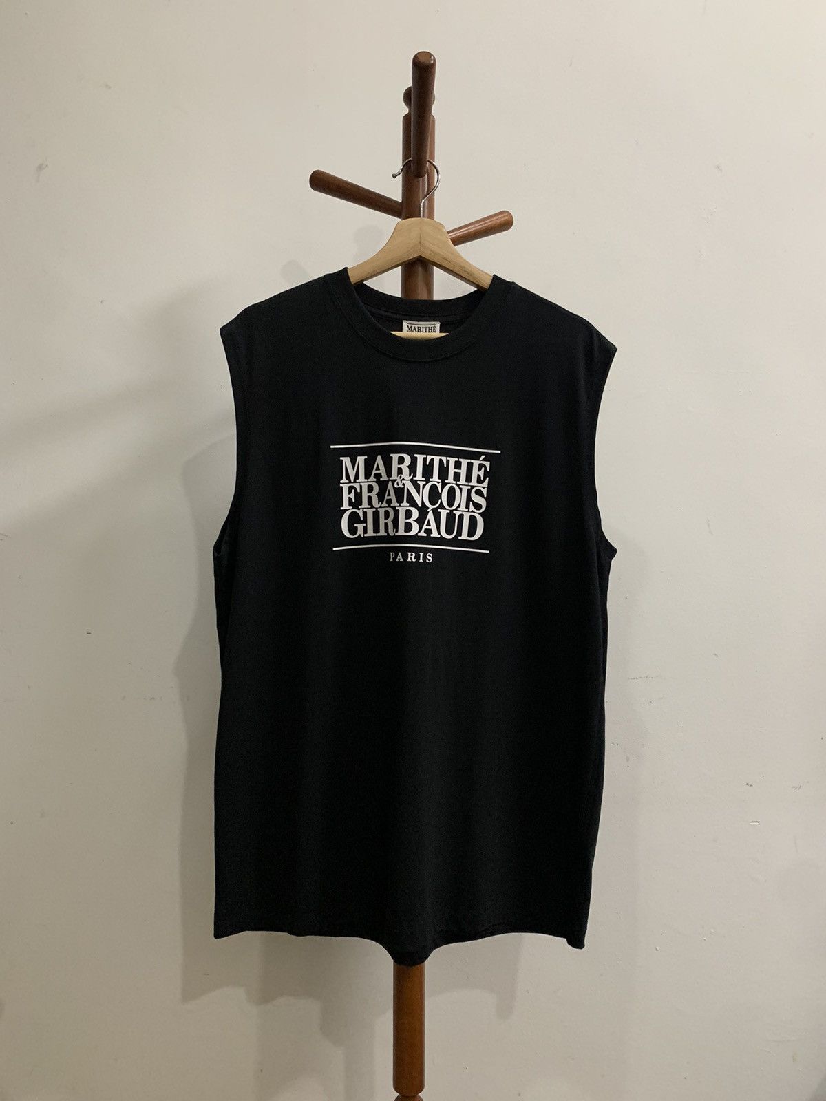 Marithe + Francois Girbaud Marithe Francois Girbaud Printed Big Logo Sleeveless Shirts Size US L / EU 52-54 / 3 - 1 Thumbnail