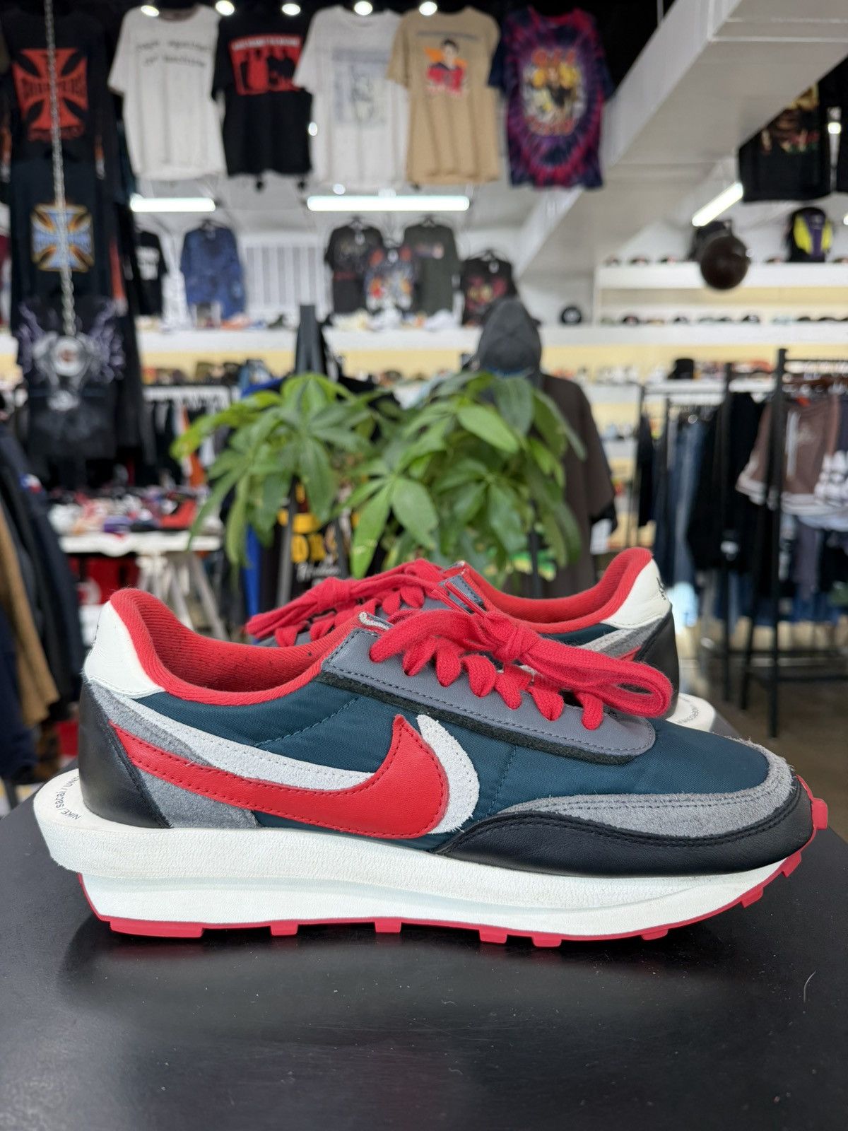 Nike Nike LD Sacai Undercover Waffle University Red Size 9.5 Size US 9.5 / EU 42-43 - 3 Thumbnail