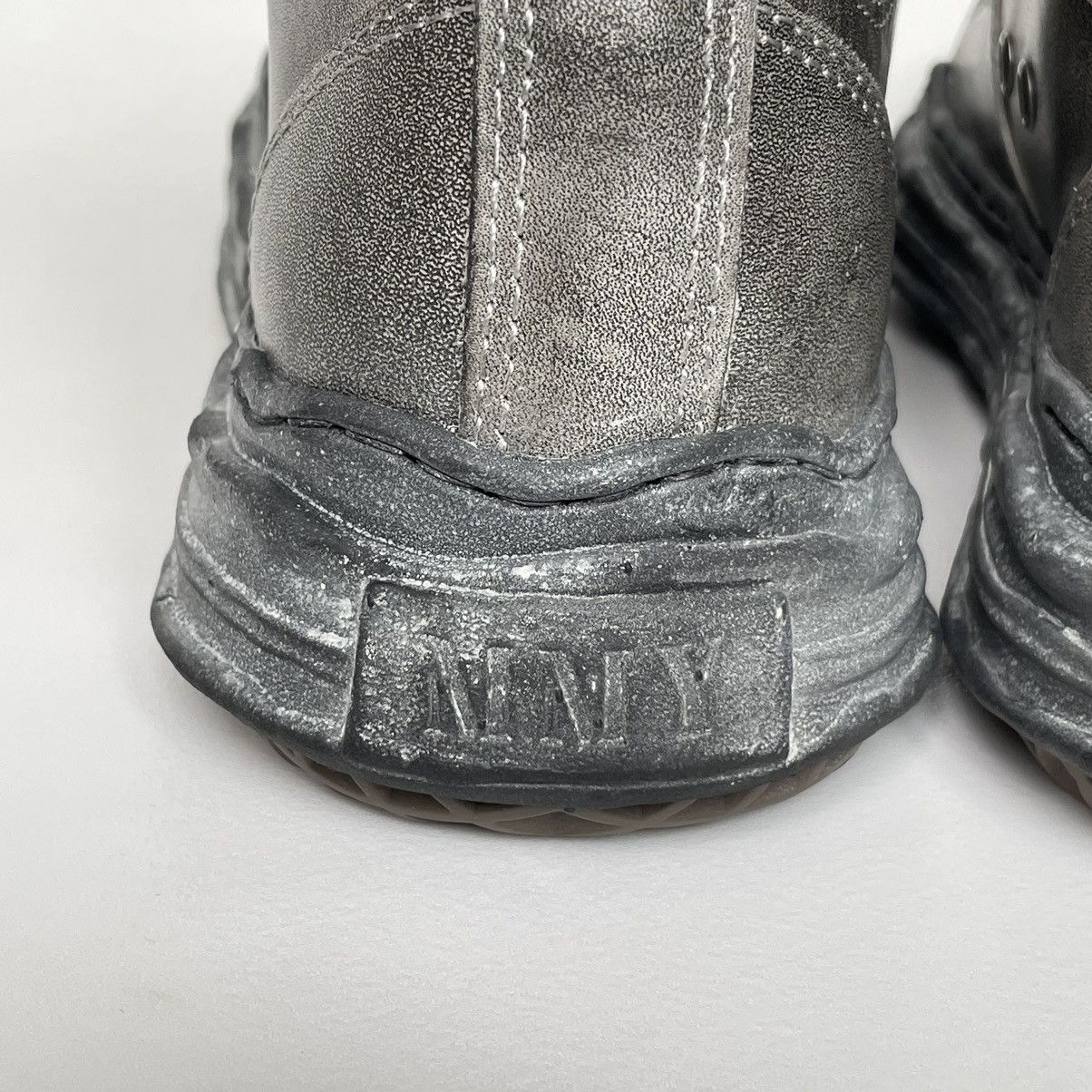 Maison MIHARA YASUHIRO Black Vintage Leather ‘Peterson’ Sneakers Size US 9 / EU 42 - 17 Thumbnail