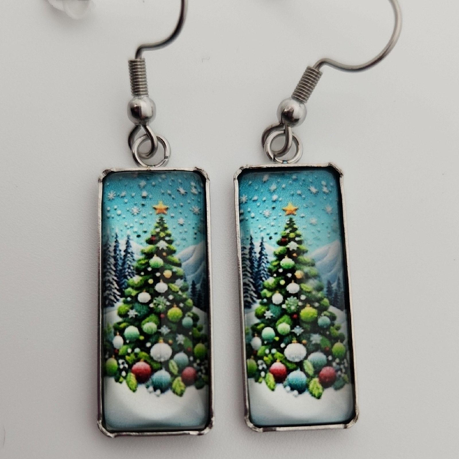 Other Holiday Christmas Tree Earrings Glass Festive Dangle New Size ONE SIZE - 4 Thumbnail
