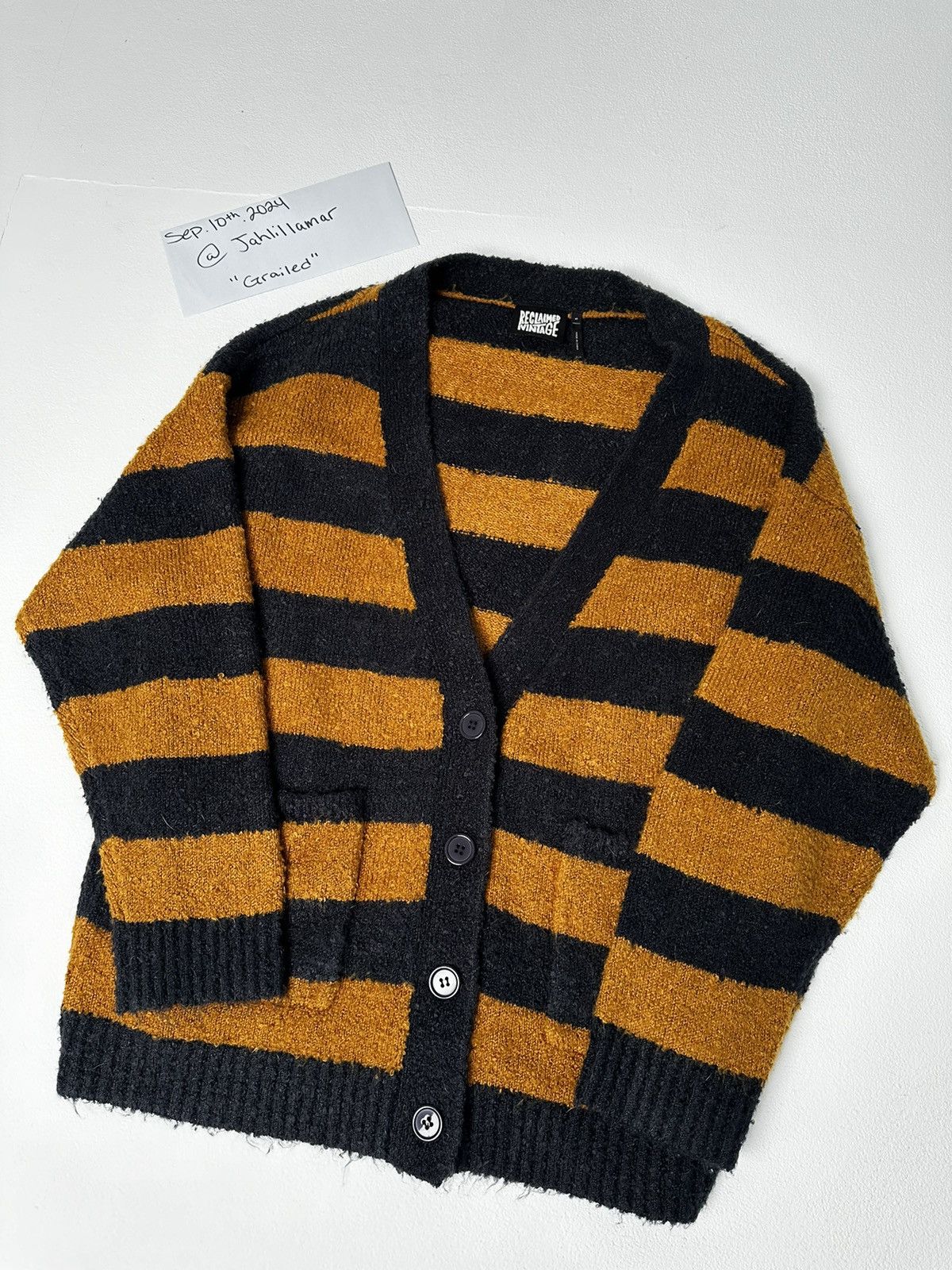 Vintage Reclaimed Vintage Cardigan Sweater Size US S / EU 44-46 / 1 - 1 Thumbnail