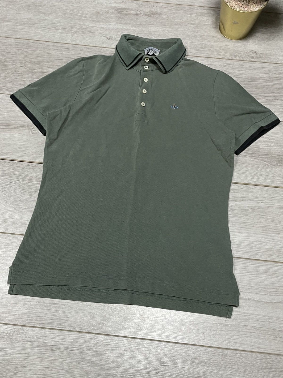 Vivienne Westwood Vivienne Westwood vintage small orb polo shirt Size US L / EU 52-54 / 3 - 4 Thumbnail