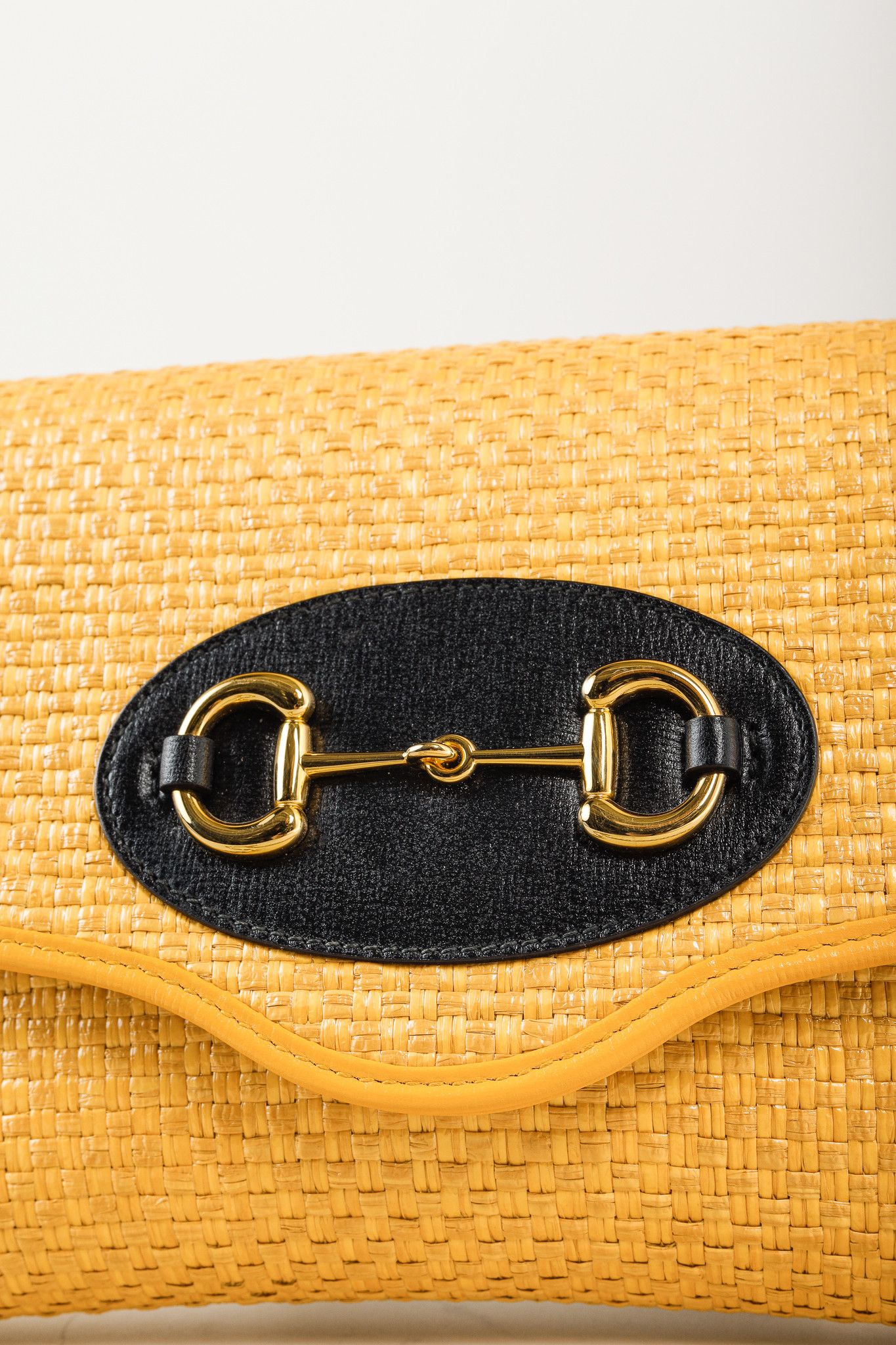 Gucci Gucci Horsebit 1955 Raffia Leather-Trimmed Shoulder Bag Size ONE SIZE - 8 Thumbnail