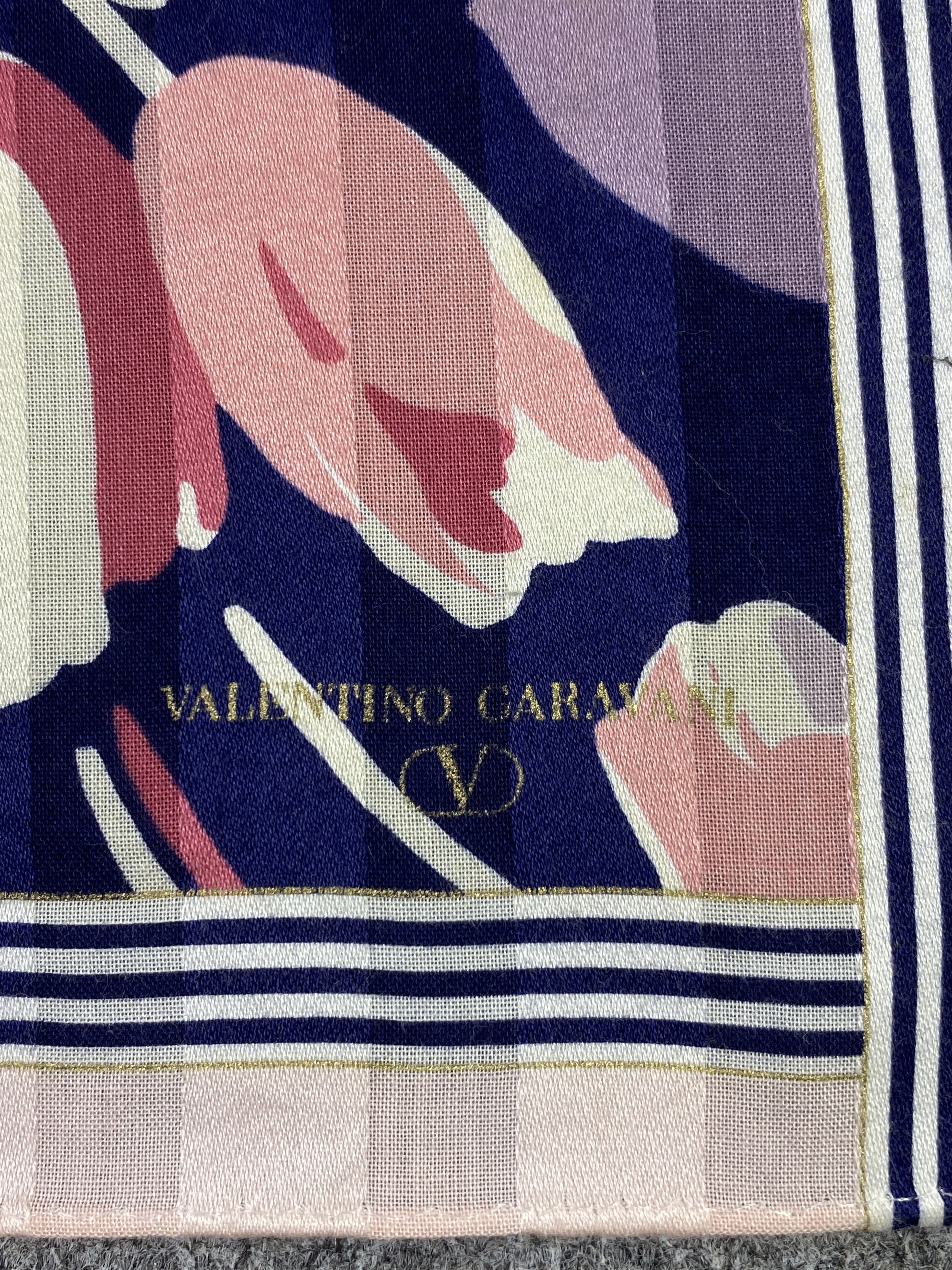 Valentino Vintage Valentino Garavani Handkerchief Neckerchief KT0041 Size ONE SIZE - 7 Thumbnail