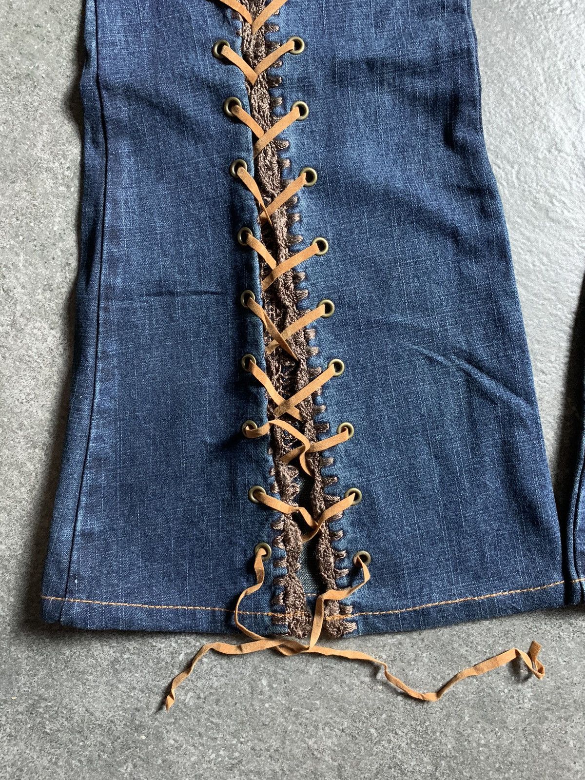 Japanese Brand 2000s Japan Fabric Central Unloader Lace-Up Flared Jeans Size US 30 / EU 46 - 8 Thumbnail