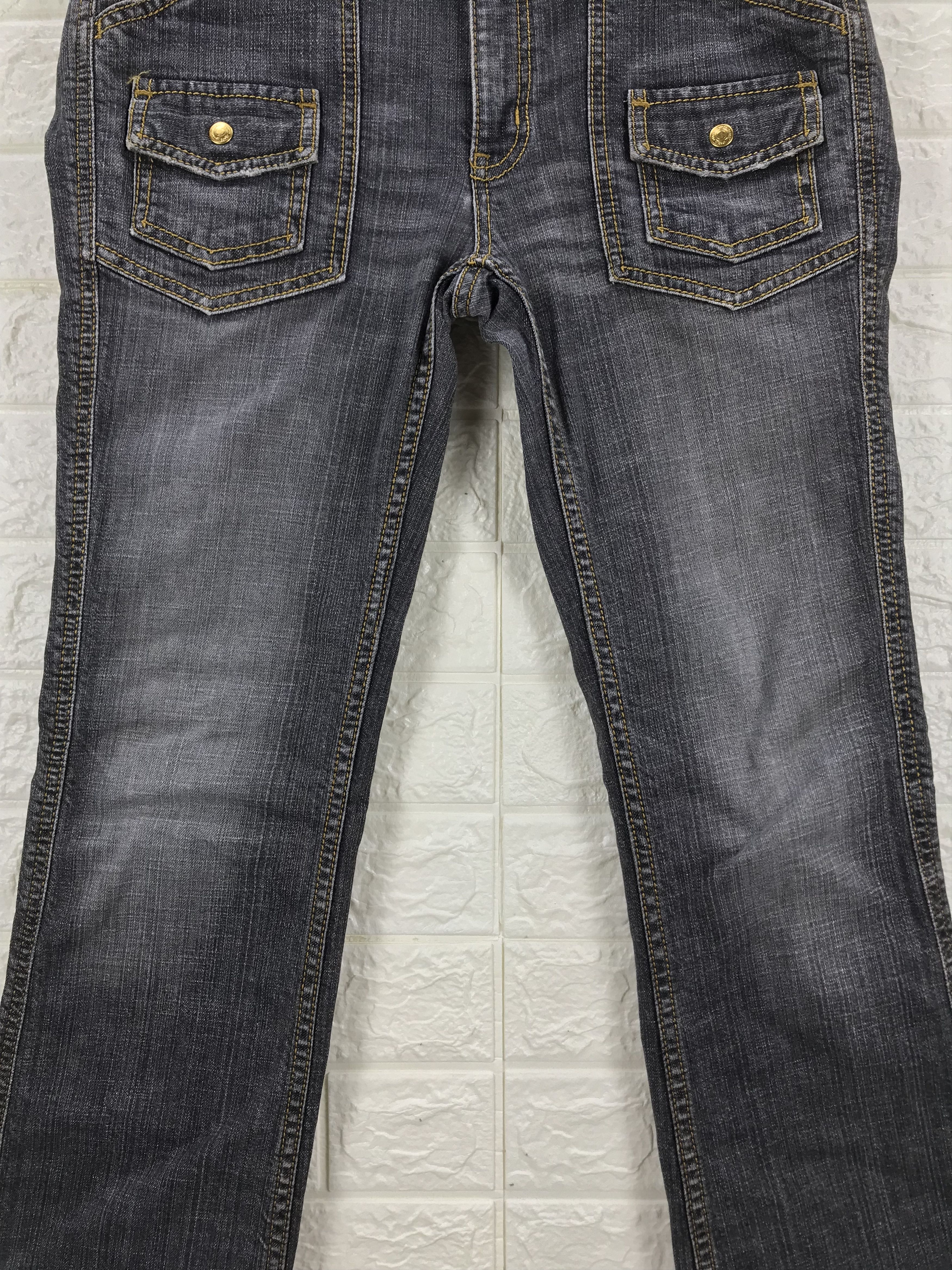 Vintage Vintage Bobson Faded Black Bush Flare Jeans Size 27" / US 4 / IT 40 - 3 Thumbnail