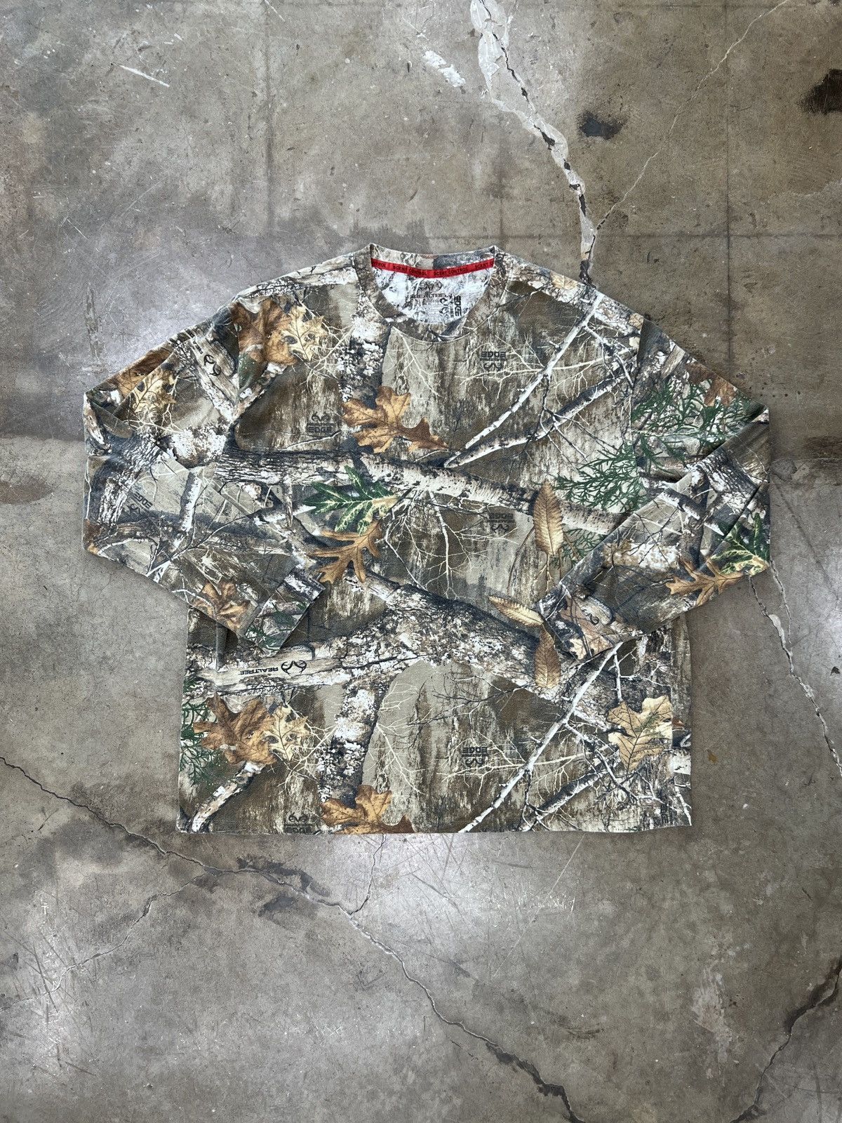 Realtree × Vintage Realtree Scent Control Real Wood Camo Long Sleeve Tee 3XL Size US XXL / EU 58 / 5 - 2 Thumbnail
