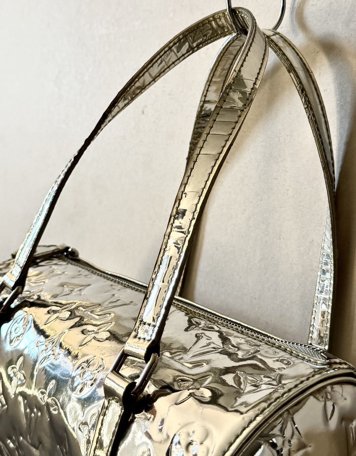 Louis Vuitton Louis Vuitton - Marc Jacobs - 2006 - Silver Miroir Papillon Size ONE SIZE - 6 Thumbnail