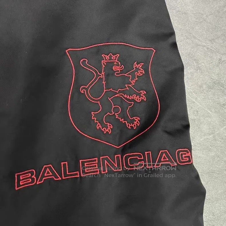 Balenciaga Balenciaga Lion head embroidery flight jacket bomber Size US XS / EU 42 / 0 - 9 Thumbnail