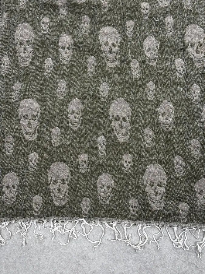 Alexander McQueen Alexander McQueen Grey & Green Deadskull Scarf Size ONE SIZE - 5 Thumbnail