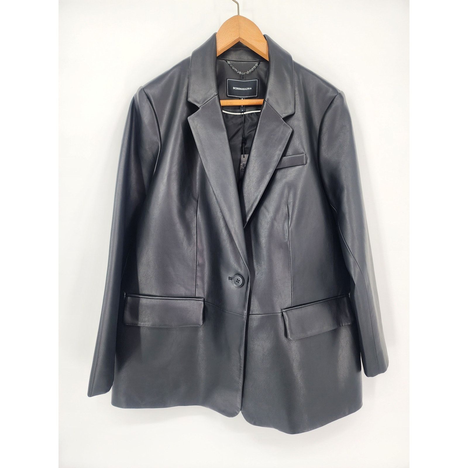 Bcbgmaxazria BCBGMAXAZRIA Black Vegan Leather Blazer Women's Size Large Size L / US 10 / IT 46 - 2 Thumbnail
