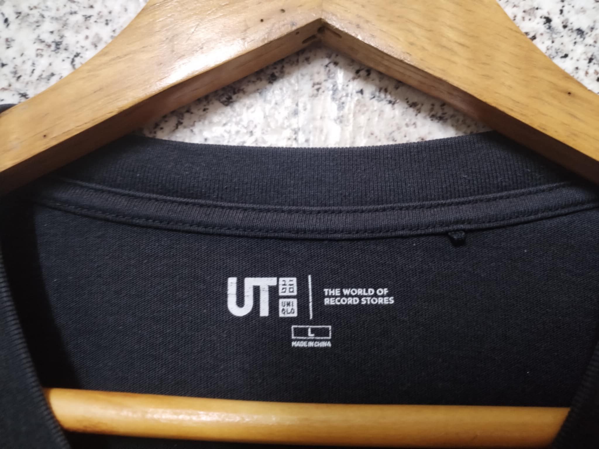 Uniqlo TEE PUNK VERY RARE Size US L / EU 52-54 / 3 - 4 Thumbnail