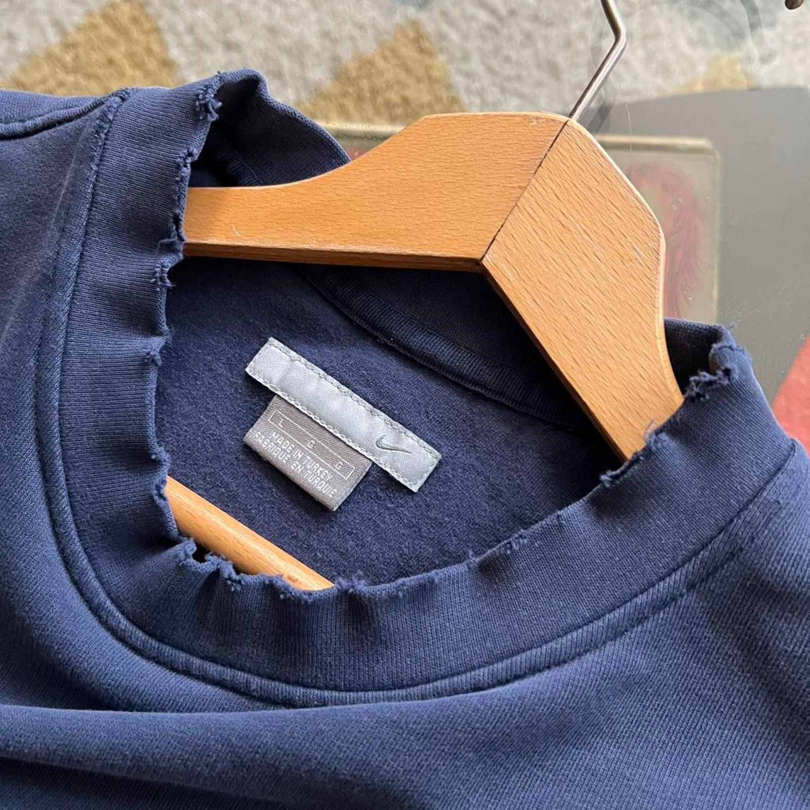 Nike 00s Y2K Nike Mini Swoosh Sweatshirt | Thrashed Navy | L Size US L / EU 52-54 / 3 - 9 Thumbnail