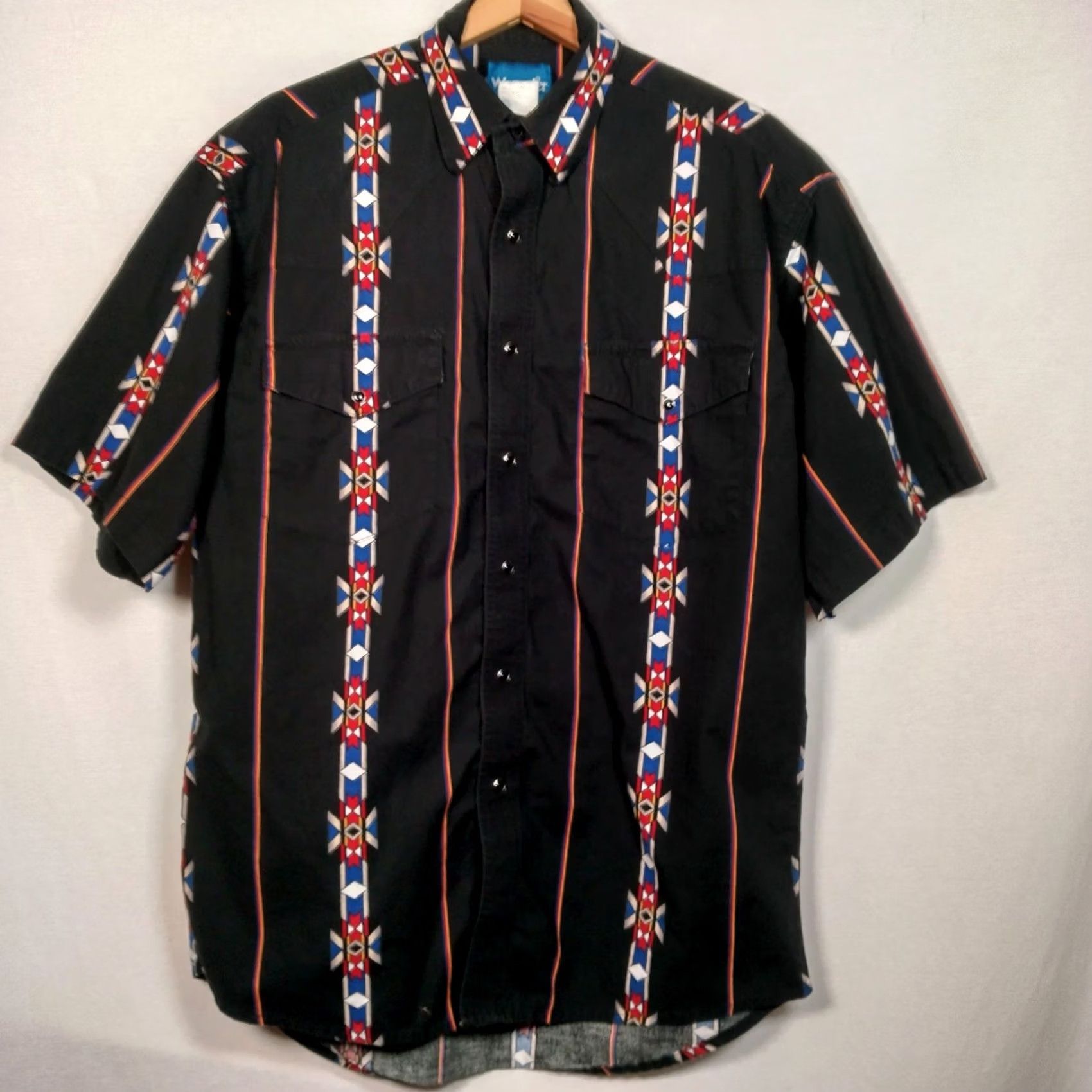 Wrangler Wrangler Western Shirt Men M Black Short Sleeve Geometric Southwest Plaid? No, geometric stripe. Size US M / EU 48-50 / 2 - 2 Thumbnail