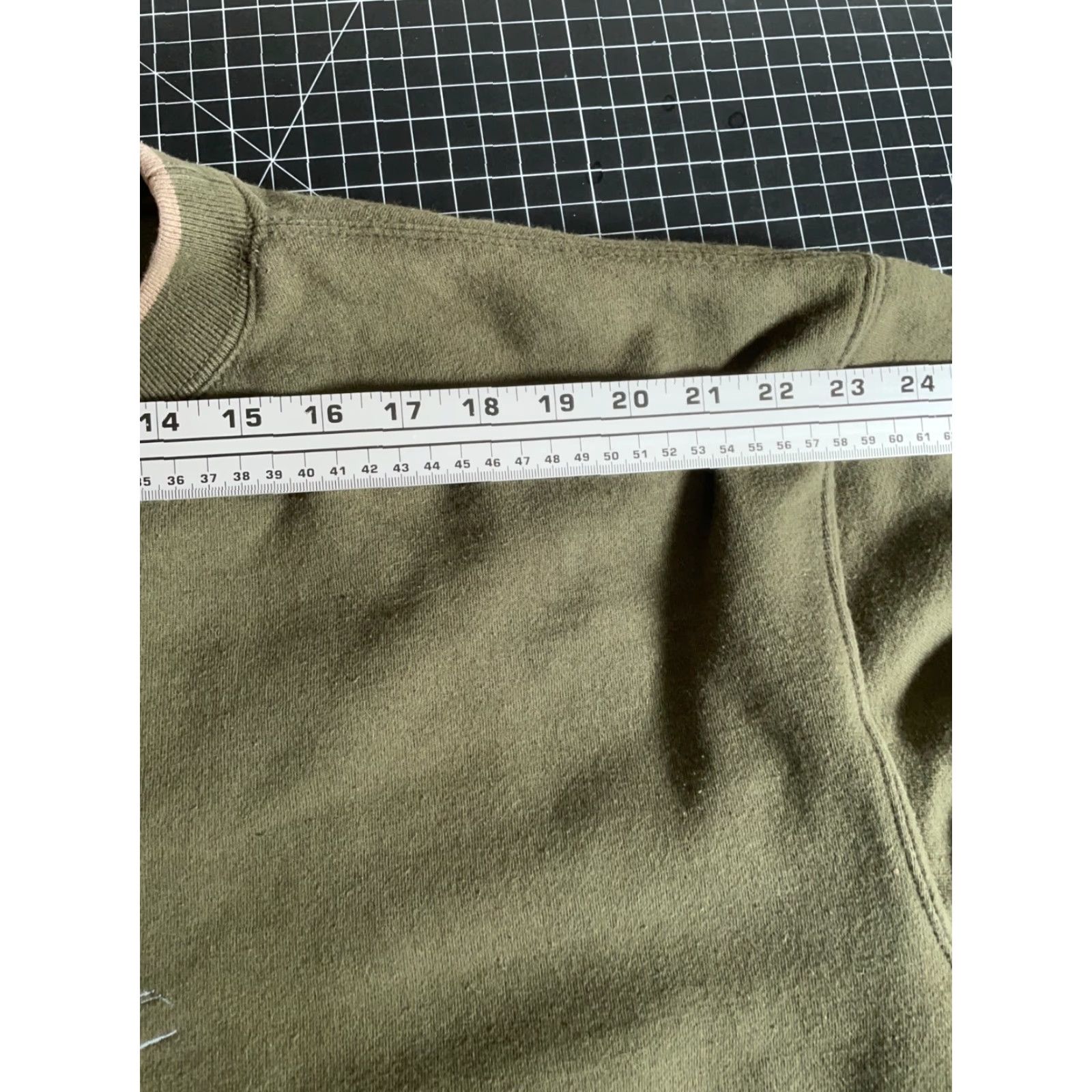 Vintage VINTAGE M&C Sports Sweatshirt Crewneck Green Embroidered Deer Nature Scenic XL Mens Pullover Wool-Heavyweight Cotton Blend Size US XL / EU 56 / 4 - 7 Thumbnail