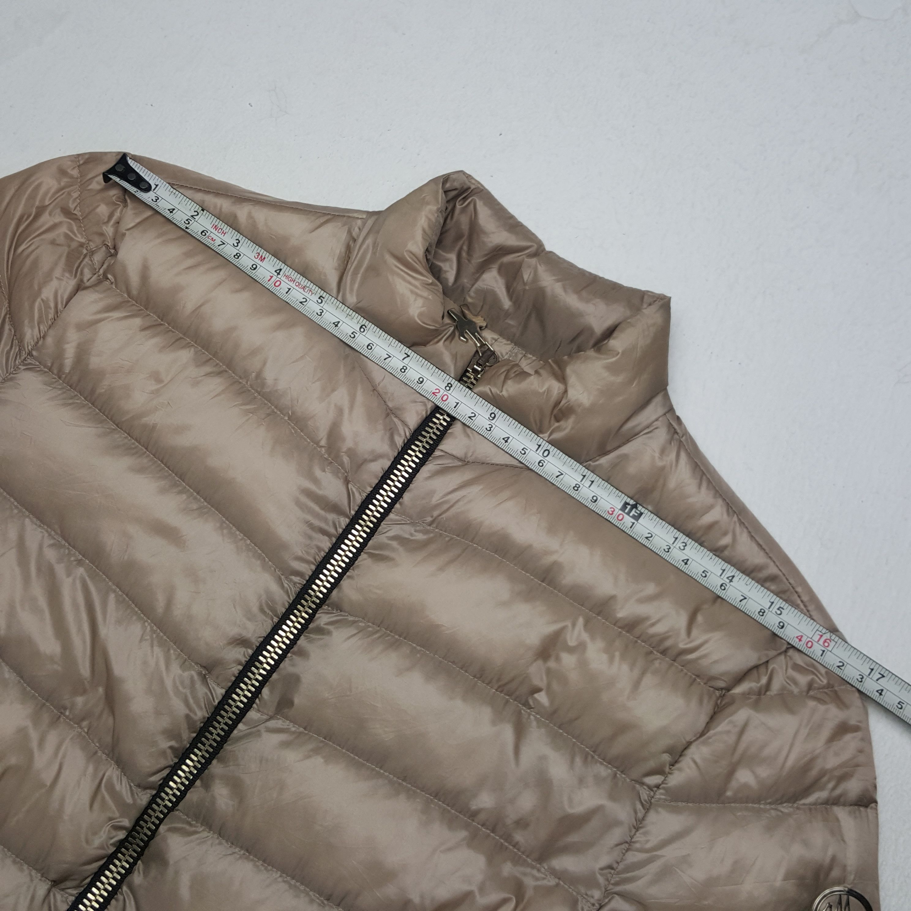 Vintage Vintage Moncler Italian Brand Puffer Jacket Size US S / EU 44-46 / 1 - 5 Thumbnail