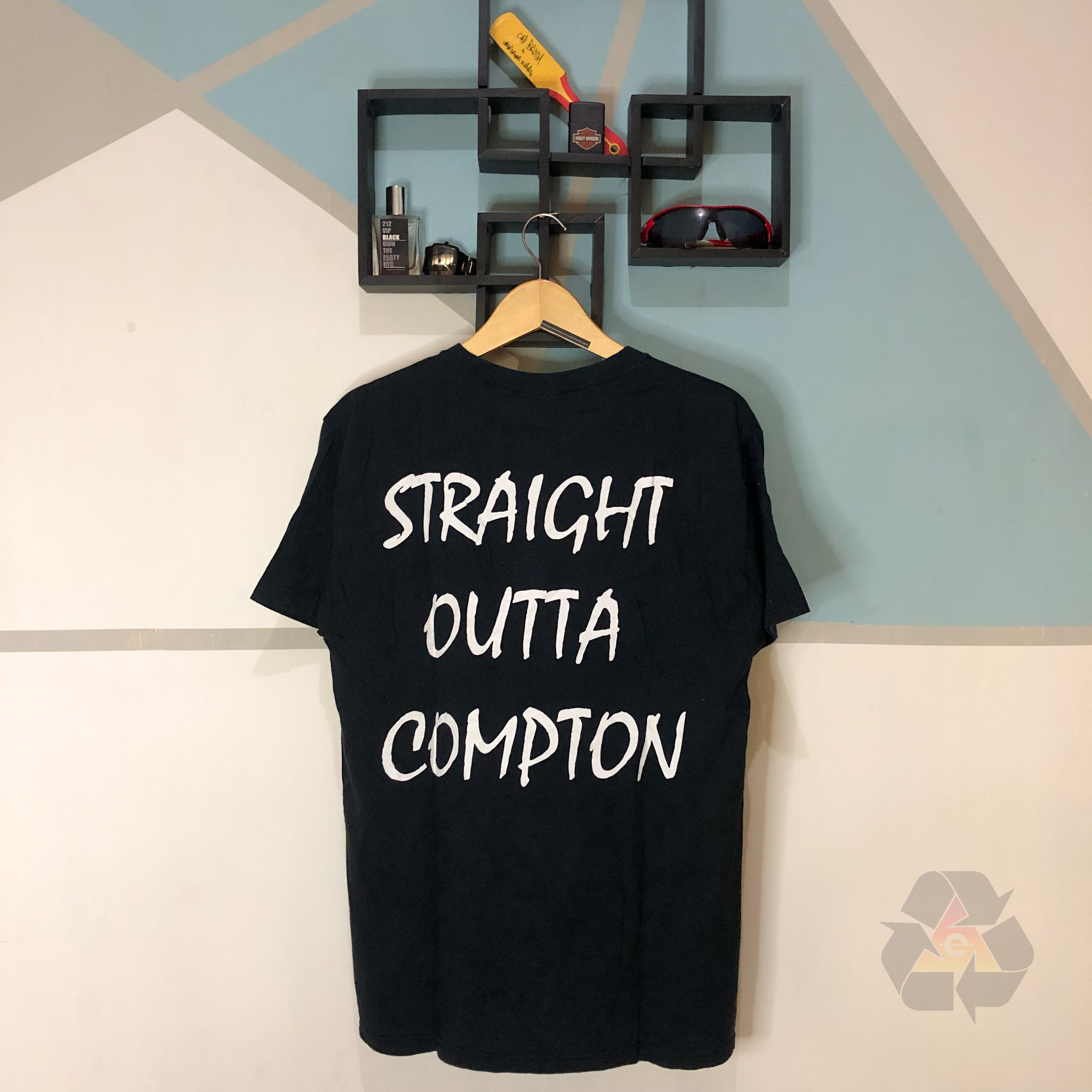 Band Tees Vintage N.W.A Straight Outta Compton 2011 T-Shirt Size US M / EU 48-50 / 2 - 12 Thumbnail