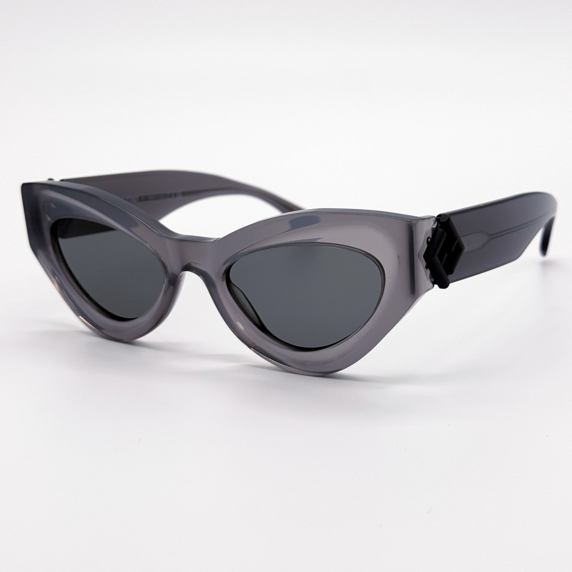 Fendi NEW FENDI SUNGLASSES FE40146I 20A GRAY WOMEN EYEWEAR FENDI Size ONE SIZE - 3 Thumbnail