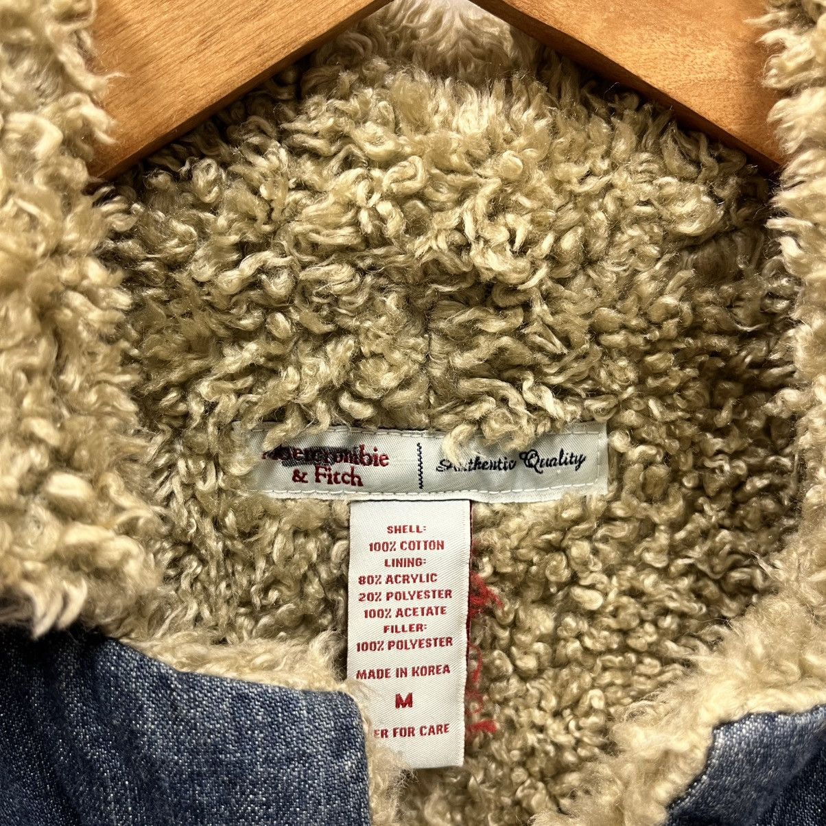 Abercrombie & Fitch × Vintage Vintage Y2K Abercrombie & Fitch Sherpa Lined Denim Jacket M Size M / US 6-8 / IT 42-44 - 2 Thumbnail