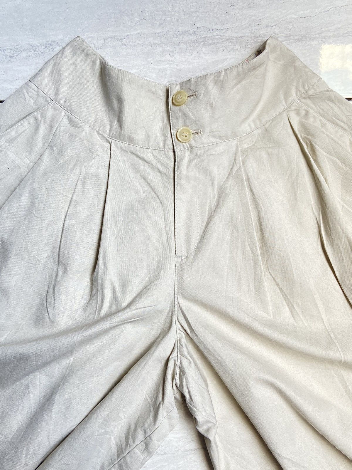 Issey Miyake IS ISSEY MIYAKE Cream Shorts Size US 26 / EU 42 - 5 Thumbnail