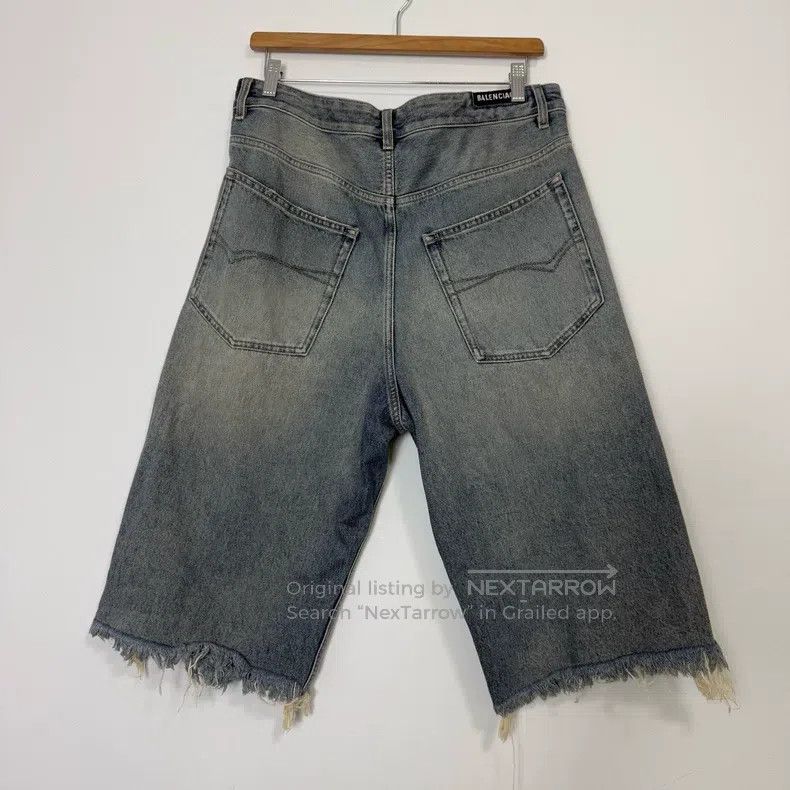 Balenciaga Balenciaga size S Distressed Seven-Eighths Baggy Denim Pan Size US 27 - 2 Thumbnail