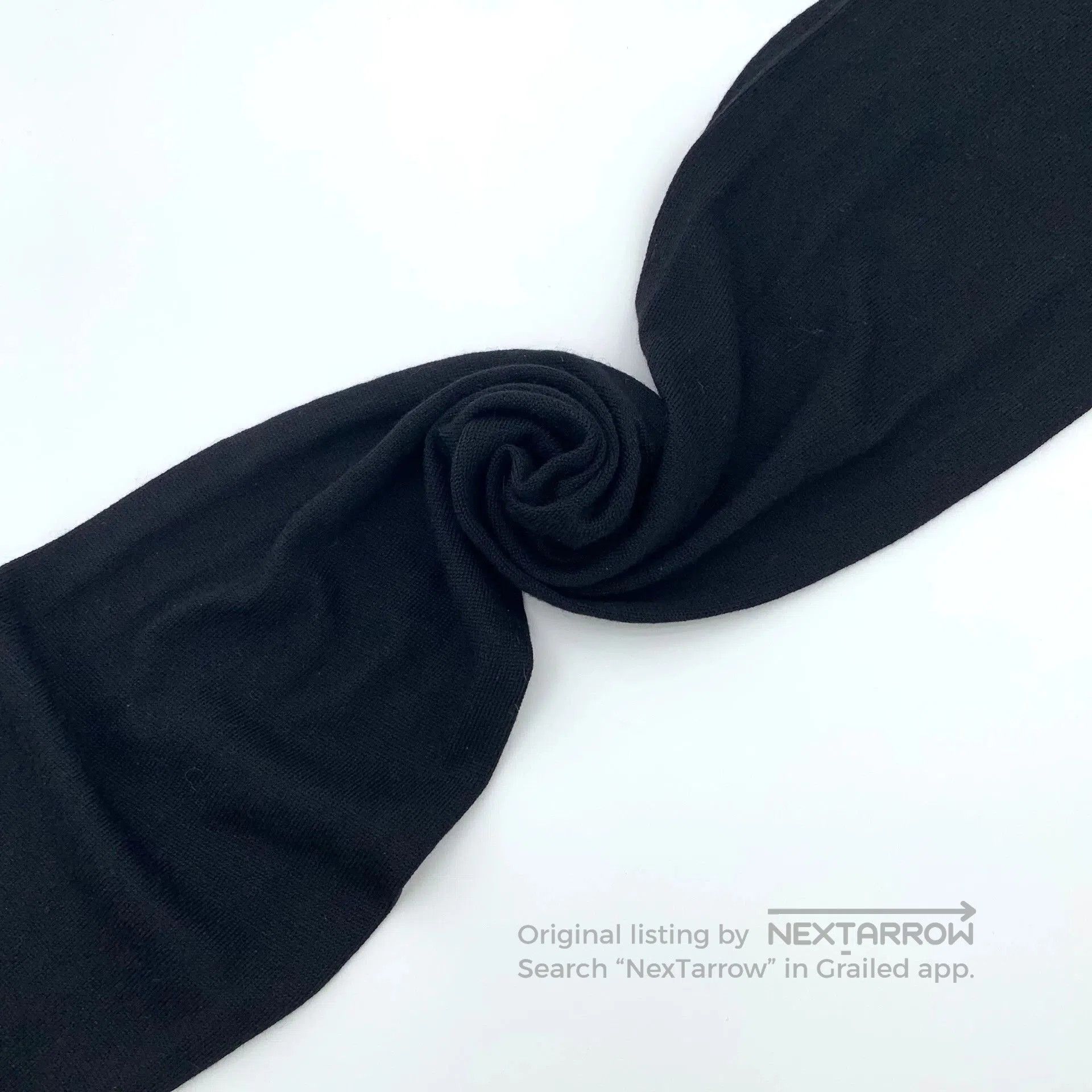 Chanel Chanel Black Logo Pearl Wool Scarf. Size ONE SIZE - 9 Thumbnail