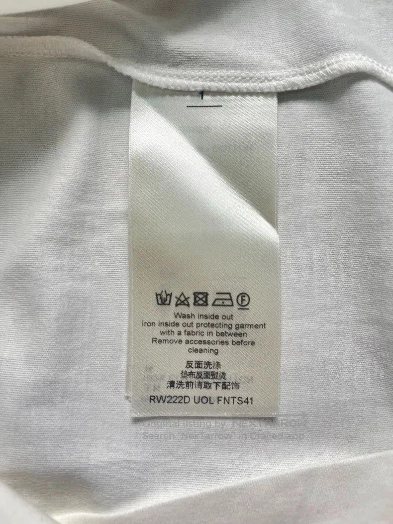 Louis Vuitton LV Pink Shield Logo White Short Sleeve. Size US S / EU 44-46 / 1 - 4 Thumbnail