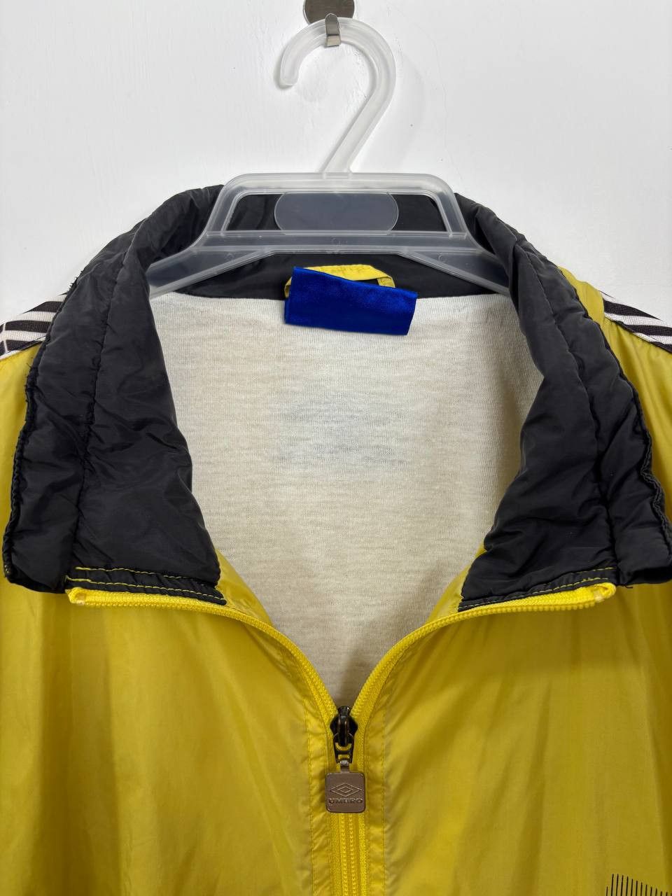 Umbro 🇯🇵 Umbro Japan Vintage Track Jacket 90s Size US XL / EU 56 / 4 - 9 Thumbnail