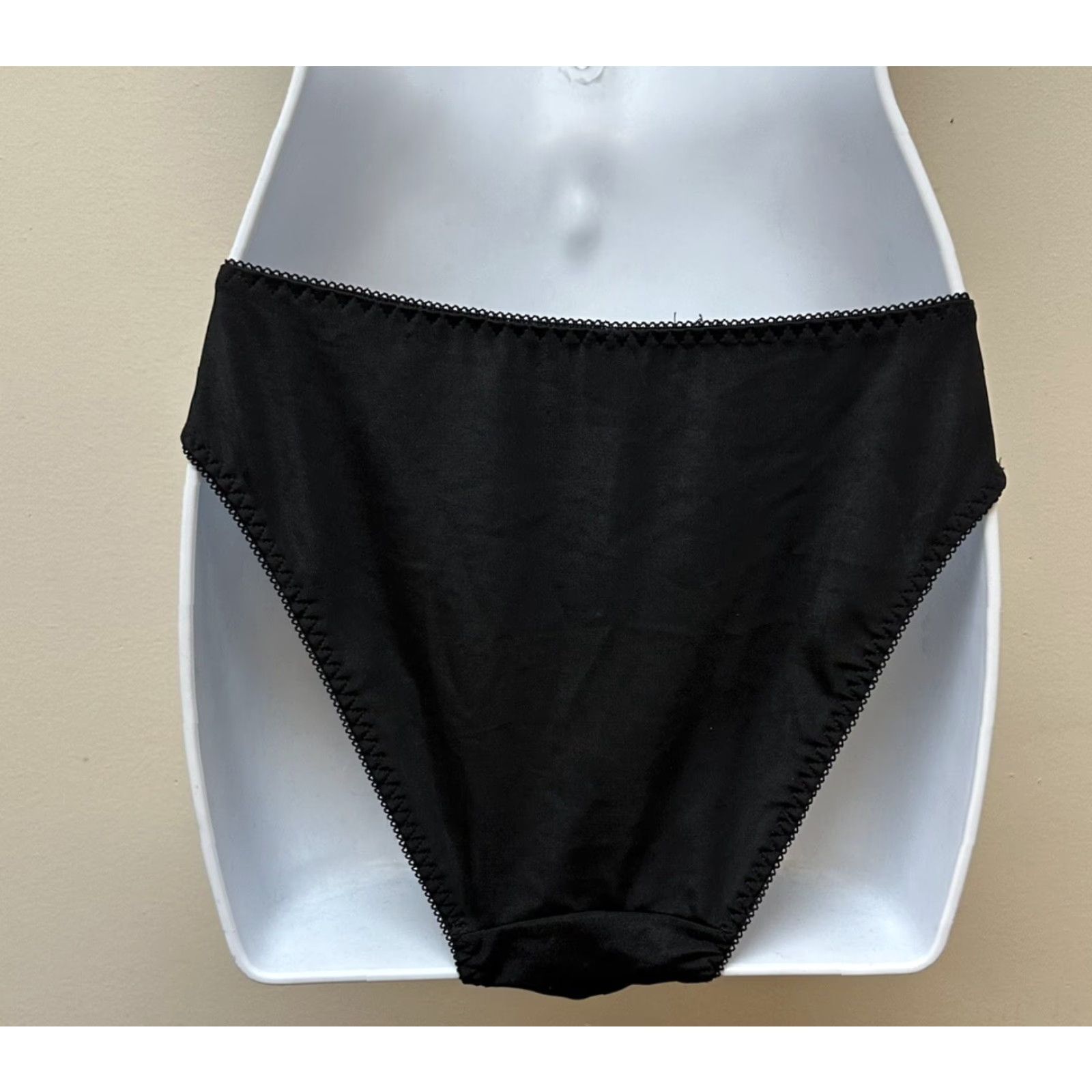 Vintage VINTAGE Rampage Black High Cut Lace Bikini Panty Panties Size M NWT Size 32" / US 10 / IT 46 - 3 Thumbnail