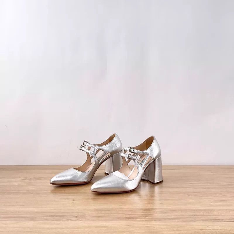 Prada Prada Women's Pumps 35.5 Size US 5 / IT 35 - 1 Thumbnail