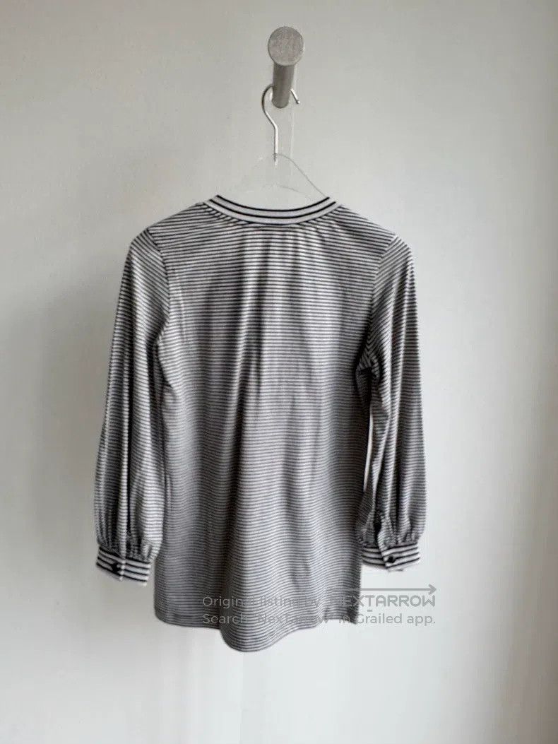 Chanel Chanel Black and white striped long sleeves Size XXS / US 00 / IT 34 - 2 Thumbnail
